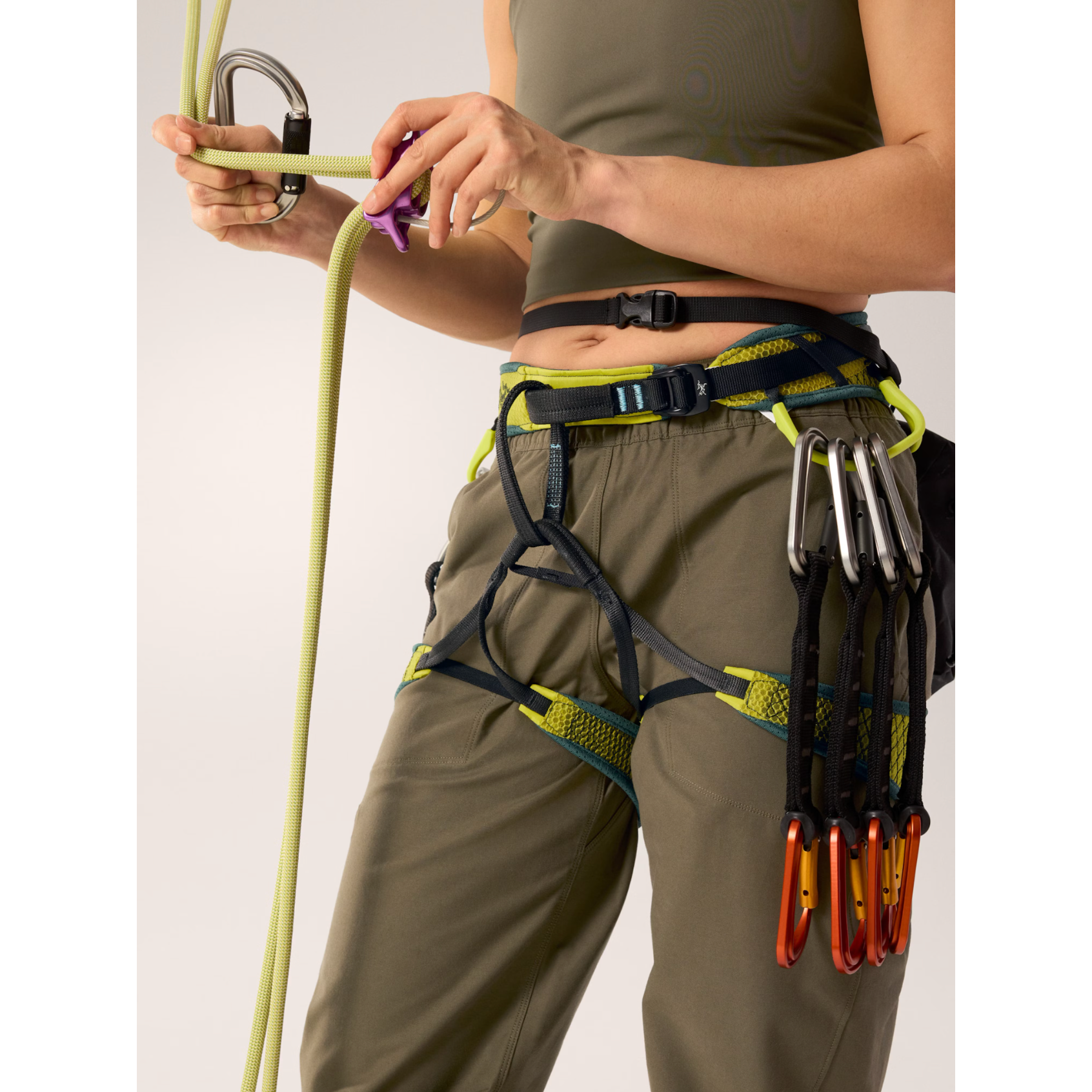 Arc'teryx Women's Kragg Cotton Pants - Lightweight Hiking & Travel Pants for Outdoor Adventures