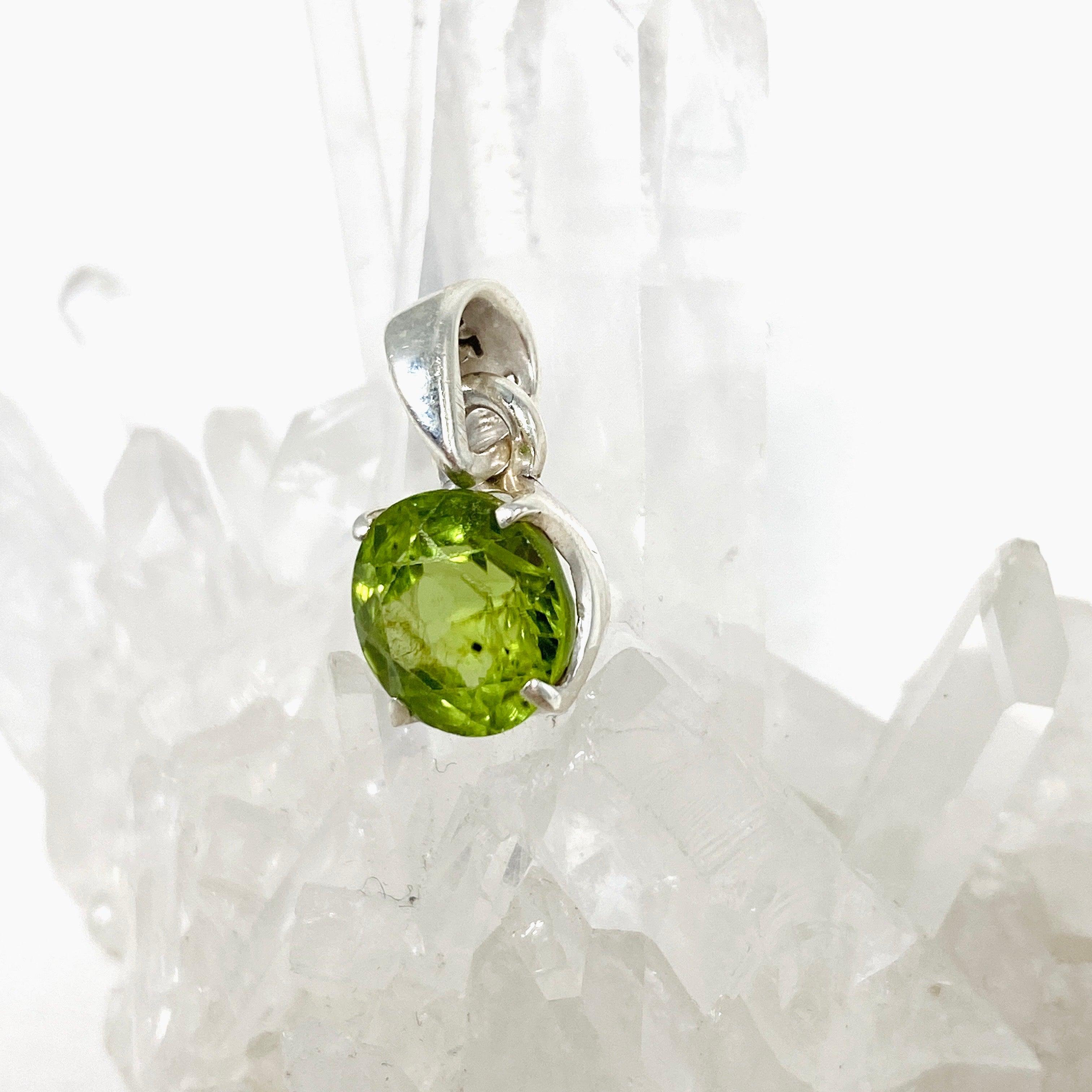 Natural Peridot Gemstone Round Faceted Pendant Necklace - 925 Sterling Silver Jewelry for Women - Perfect for Birthdays, Anniversaries & Everyday Elegance