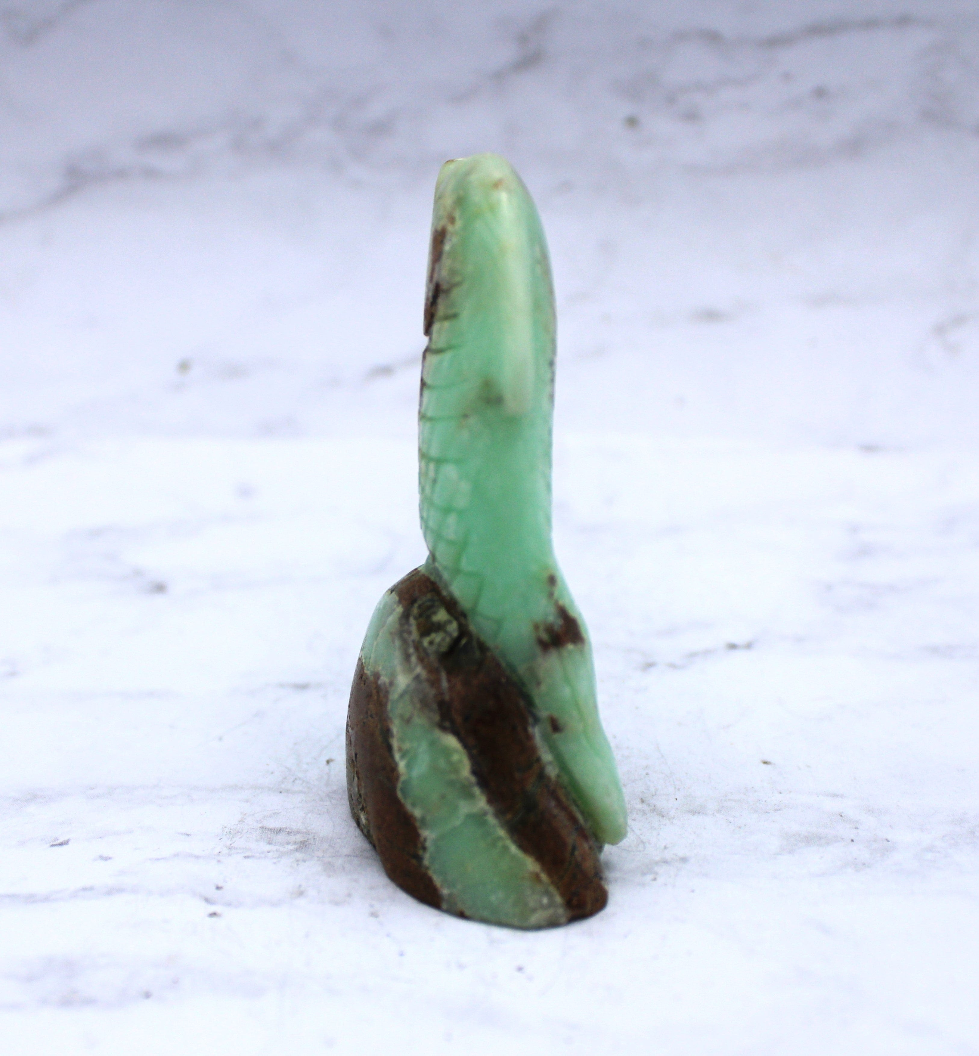 Natural Chrysoprase Fish Carving Handmade Gemstone Sculpture - Perfect for Home Decor, Feng Shui, and Gift Giving