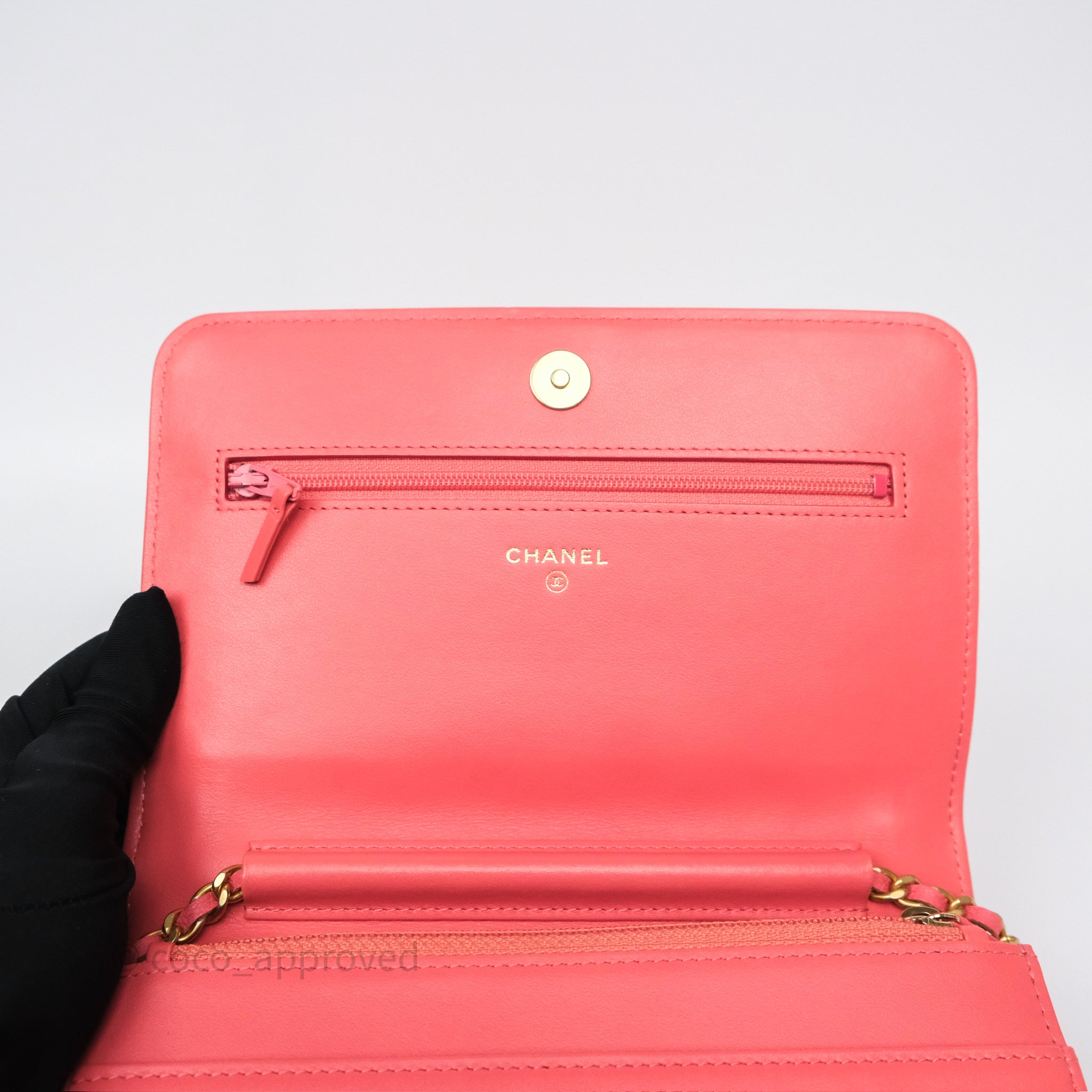 Chanel Boy Wallet on Chain WOC Quilted Dark Pink Caviar Leather with Aged Gold Hardware - Perfect for Evening Events & Luxury Fashion Accessories