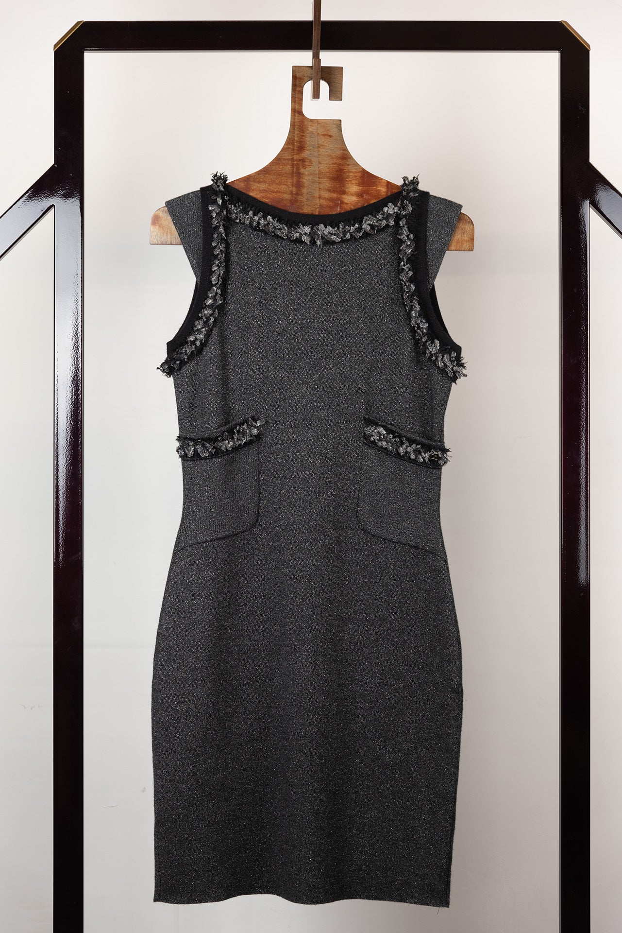 Chanel Gray Melange Lurex & Cashmere Tube Dress Size 40 - Elegant Evening Wear for Parties & Special Occasions