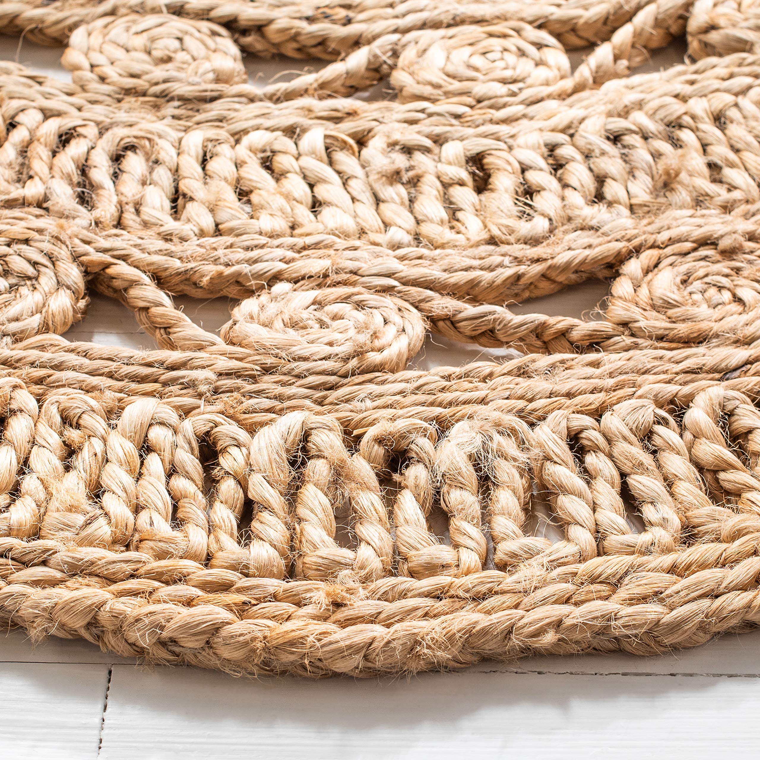 SAFAVIEH Handmade Boho Jute Area Rug 7' Round - Natural Fiber Farmhouse Rug for Living Room, Bedroom & Boho Decor | NF169A
