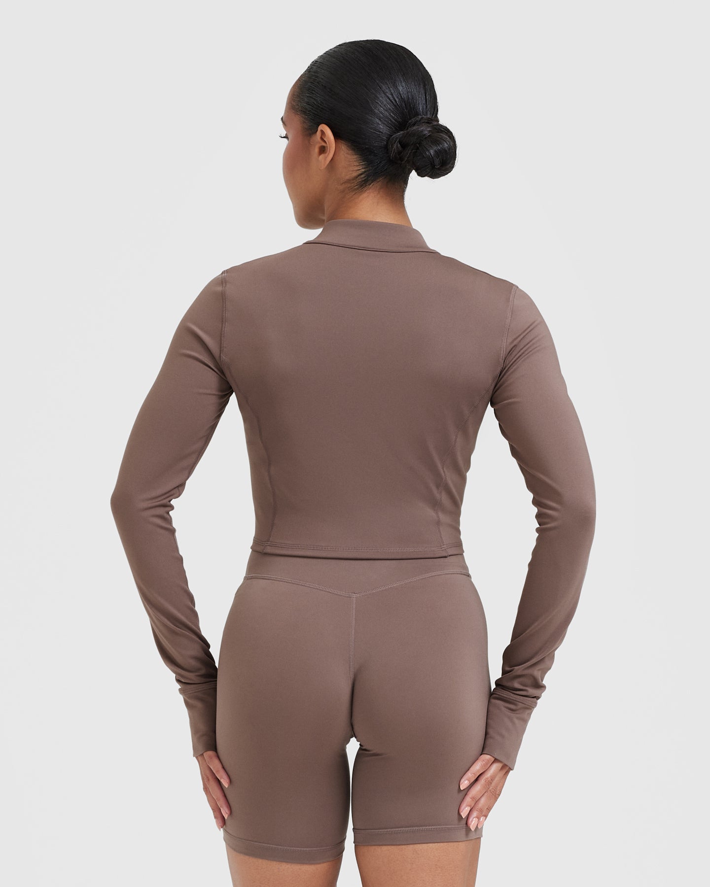 Timeless Crop Jacket for Women - Cool Brown Leather Jacket | Stylish Outerwear for Fall & Winter | Perfect for Casual Outfits, Date Nights & Office Wear