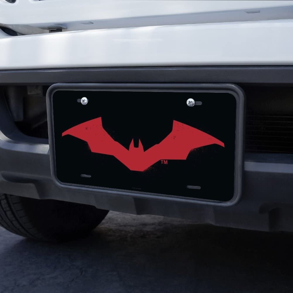 The Batman Novelty Metal Vanity License Plate - Custom Graphics & More - Perfect for Car Decor, Room Wall Art, and Superhero Fan Gifts