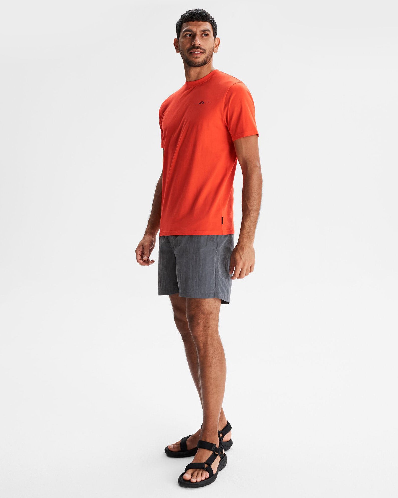 Men's Mountain Rays Organic Cotton T-Shirt - Hut Orange | Eco-Friendly Casual Wear for Hiking & Outdoor Adventures