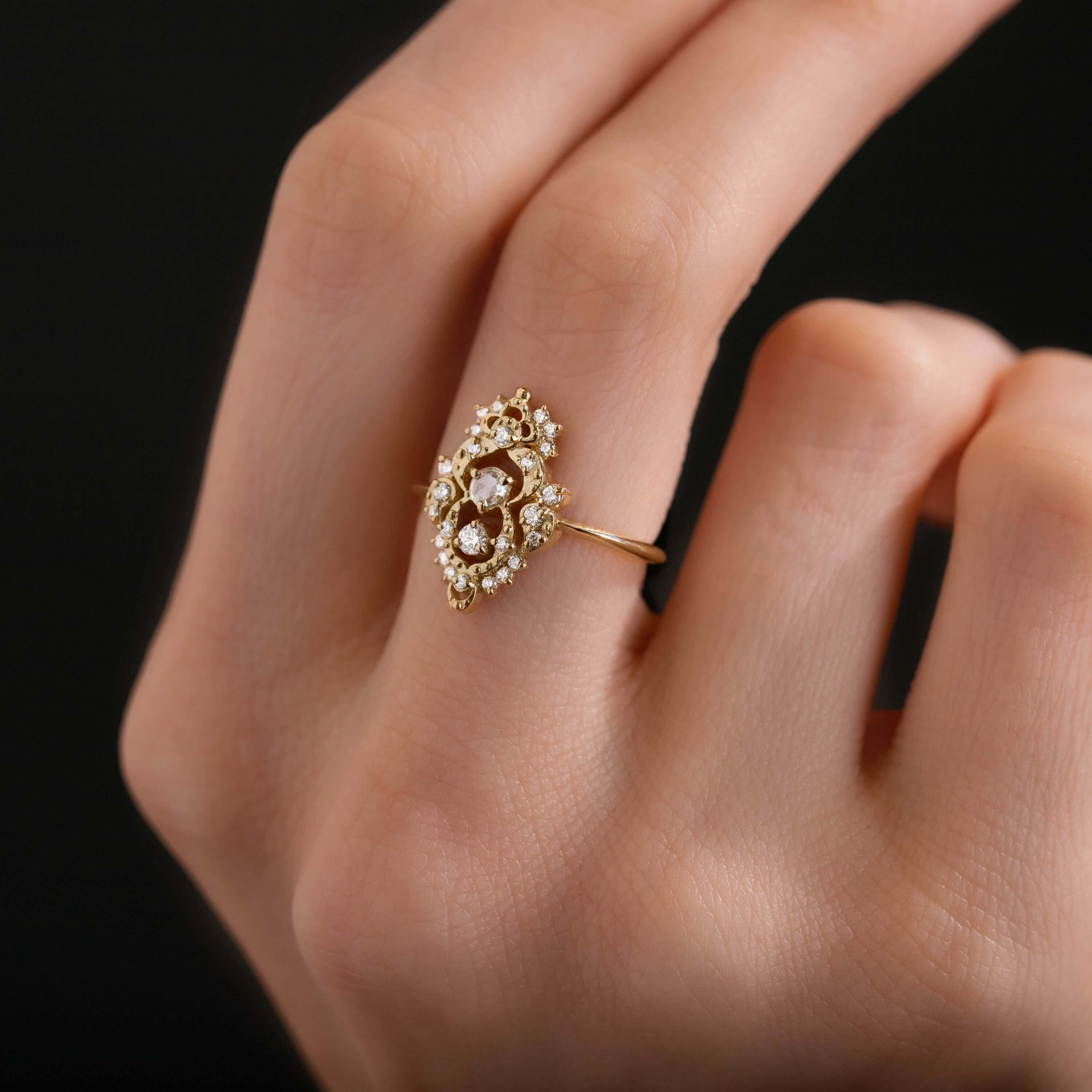 Elegant Drawing Room Ring - Vintage Inspired Statement Jewelry for Women - Perfect for Parties, Weddings & Special Occasions