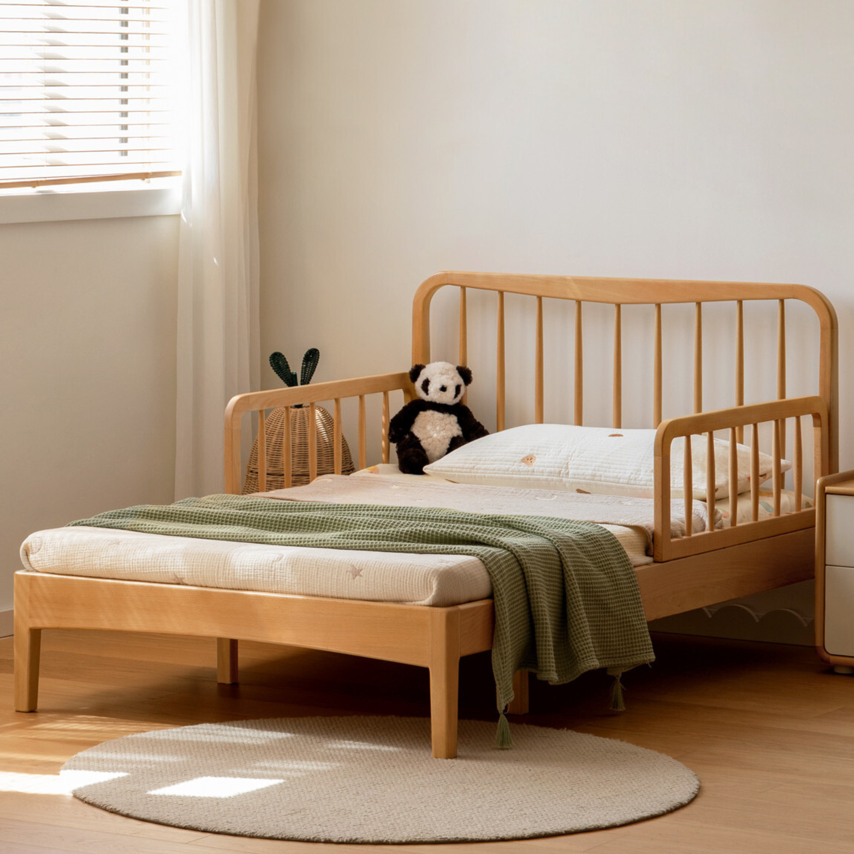 Solid Wood Whispering Telescopic Bed - Beech & Oak - Expandable Bed Frame for Small Spaces, Guest Rooms & Kids' Bedrooms