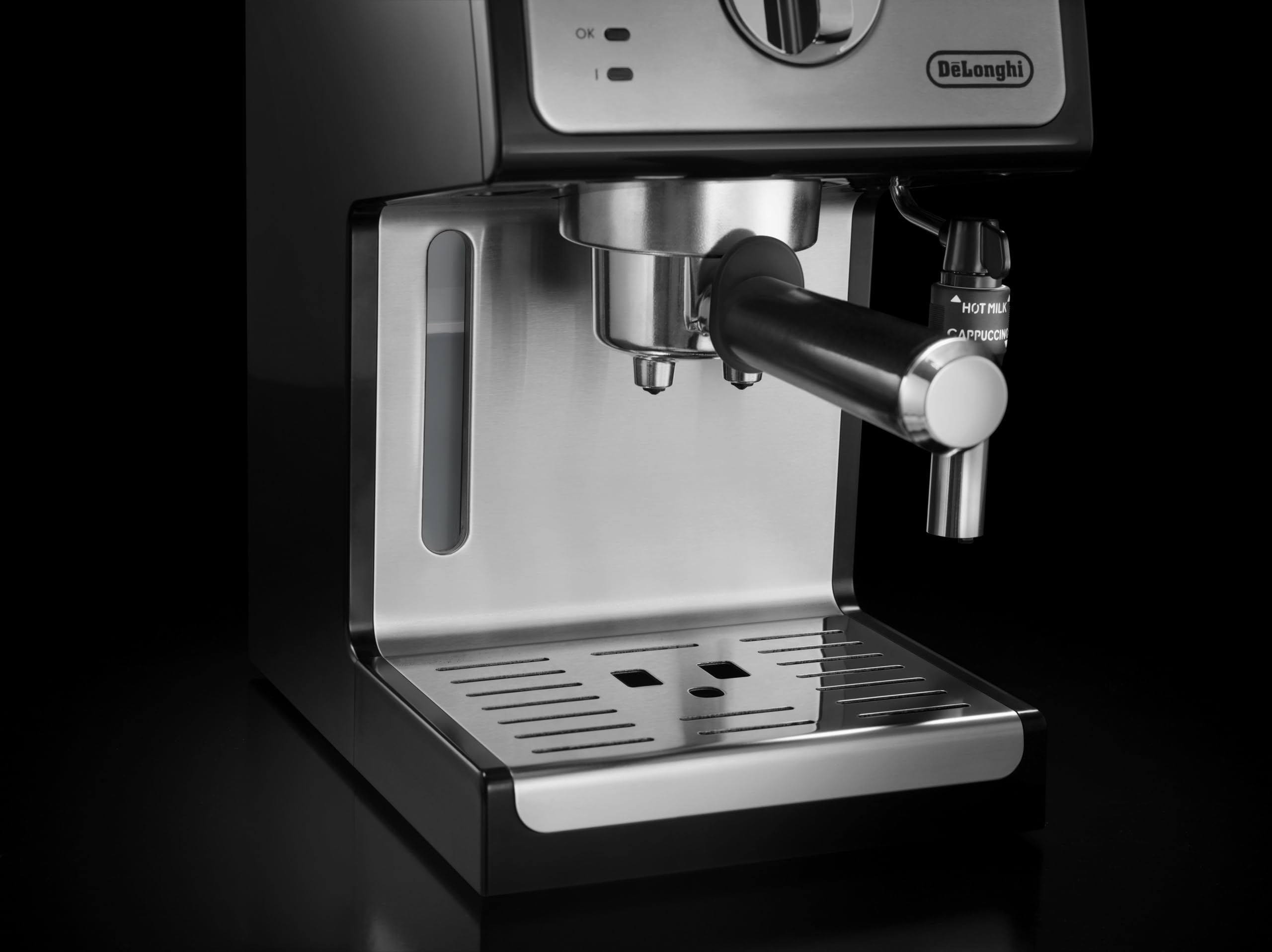 De'Longhi ECP35.31 Traditional Barista Pump Espresso Machine - Professional Coffee & Cappuccino Maker for Home Use, Black | Perfect for Espresso Lovers & Entertaining Guests