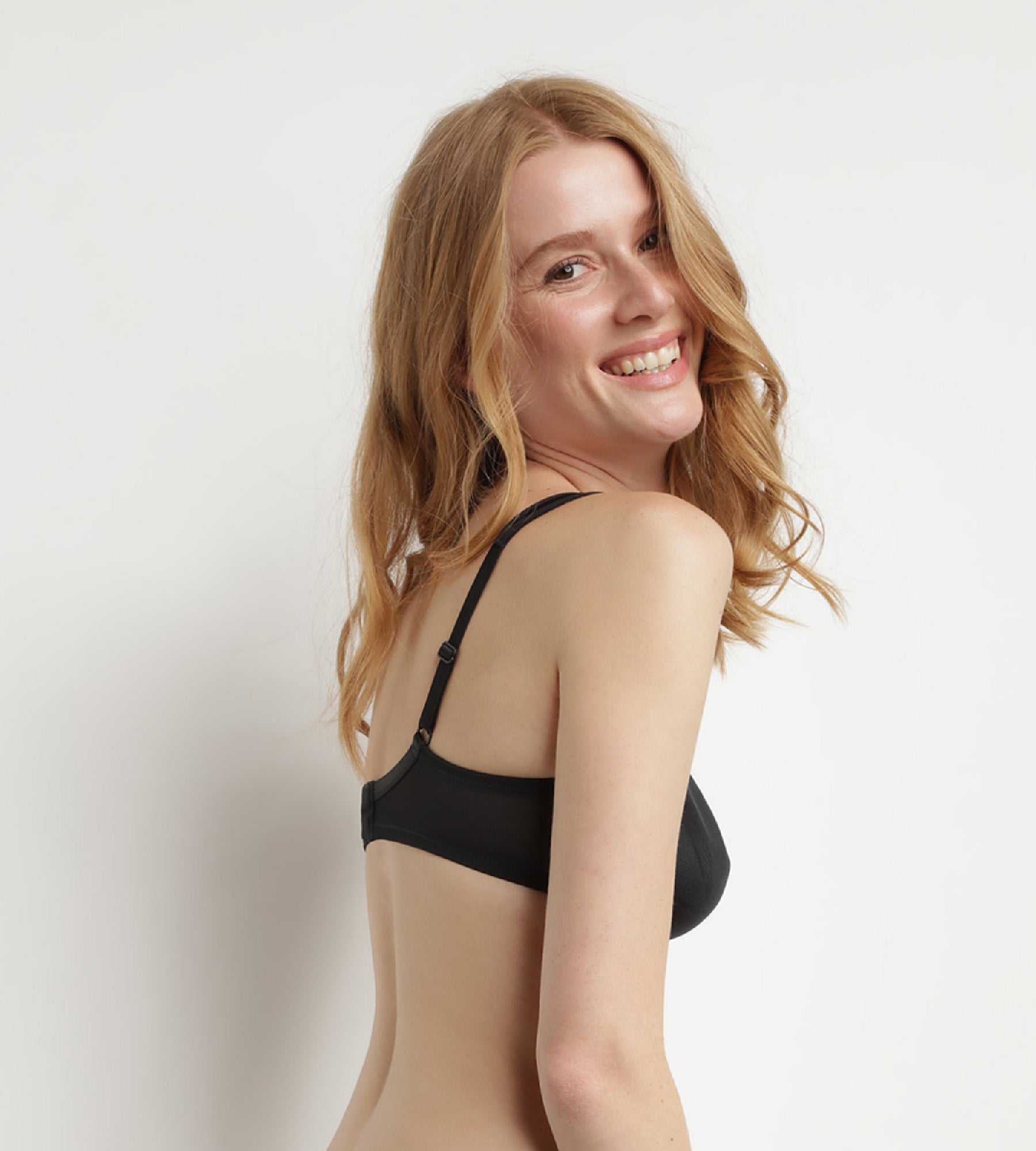 Generous Minimizer Underwire Bra - Black | Full Coverage Support for Everyday Comfort & Confidence | Perfect for Work, Gym & Casual Wear