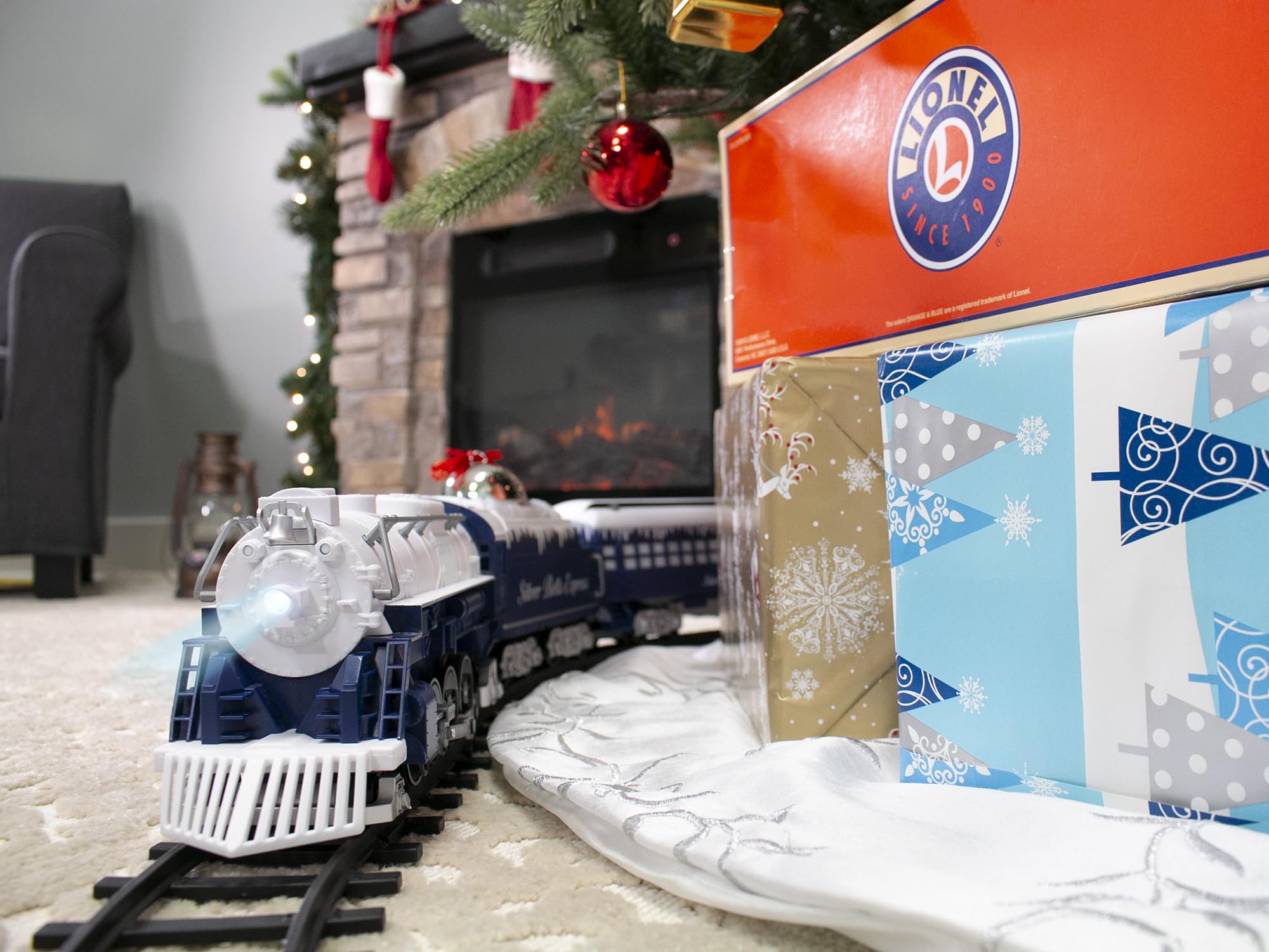 Lionel Battery-Powered Silver Bells Express Electric Train Set with Locomotive, 4 Train Cars, Oval Track & Remote Control - Realistic Train Sounds & LED Lights for Kids Ages 4+ | Christmas Decor, Holiday Display & Children's Educational Toy