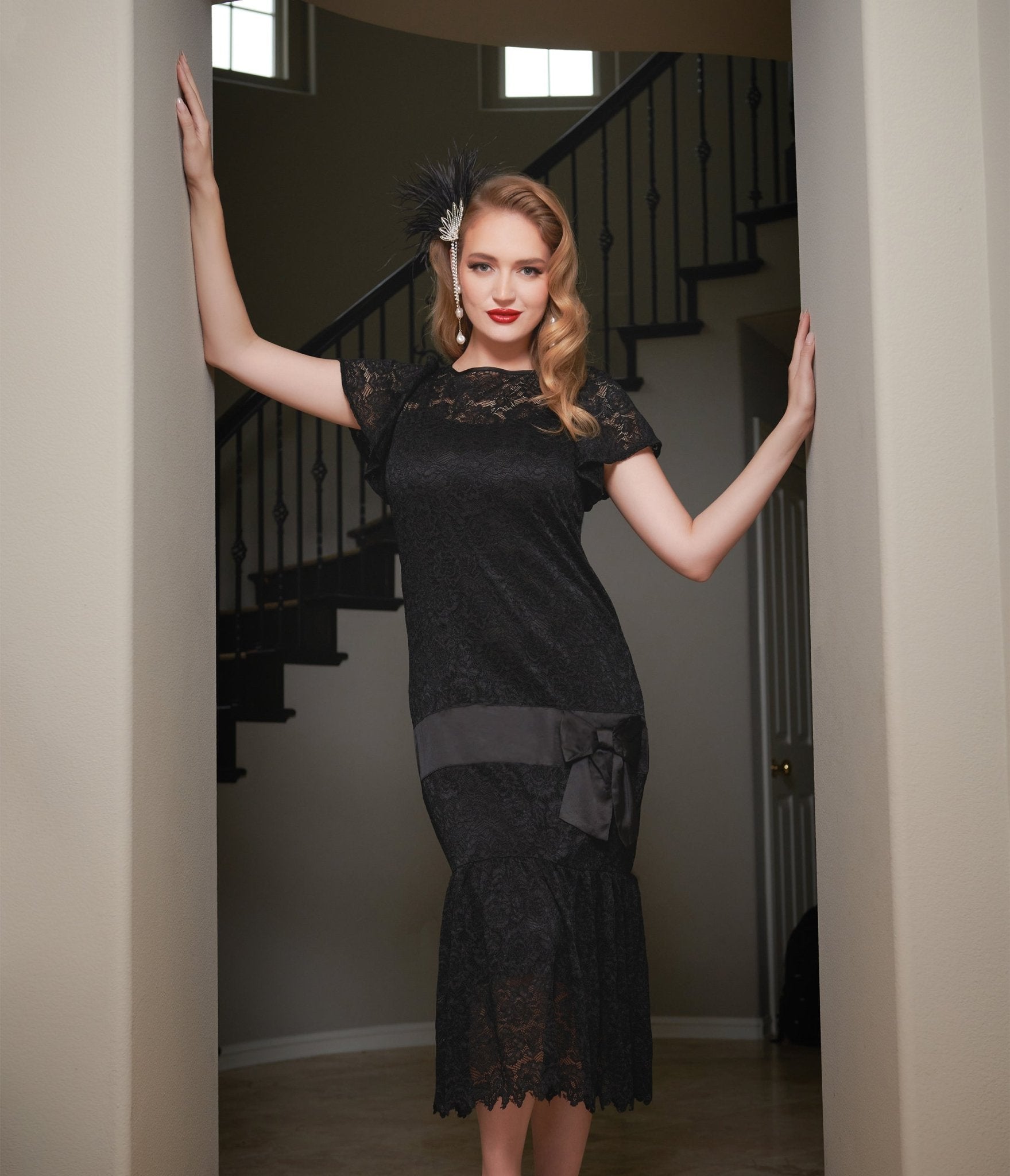 Vintage 1920s Black Floral Lace Flapper Dress with Bow - Roaring 20s Gatsby Party Costume, Halloween Outfit & Themed Wedding Guest Dress