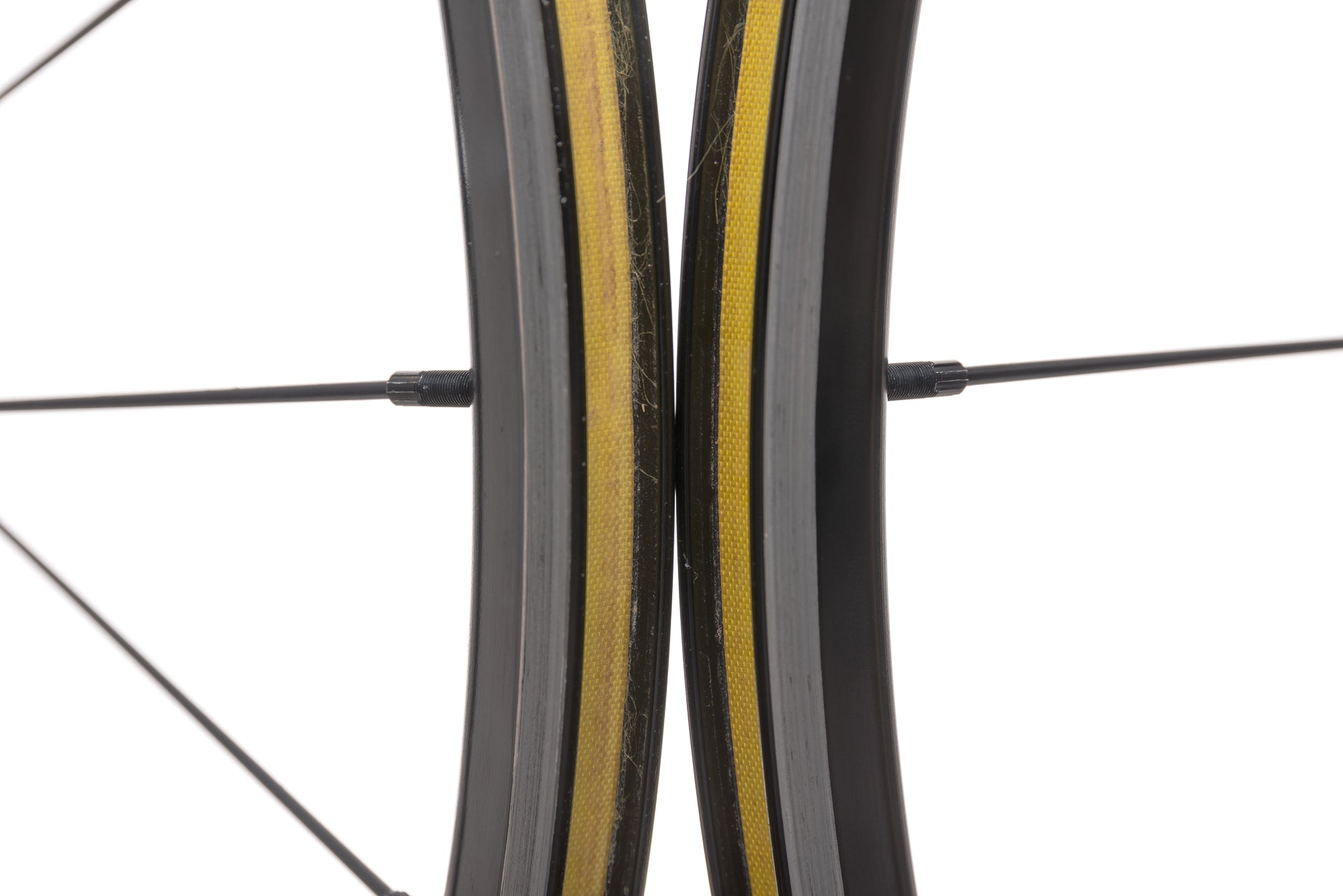 Lightweight Aluminum 700c Clincher Wheelset - High Performance Road Bike Wheels for Racing & Training - Perfect for Speed & Endurance Cycling