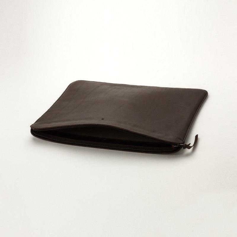 Premium Labrador Leather Soft Case for 15-inch Laptops - Durable & Stylish Protection for Work, Travel & Everyday Use
