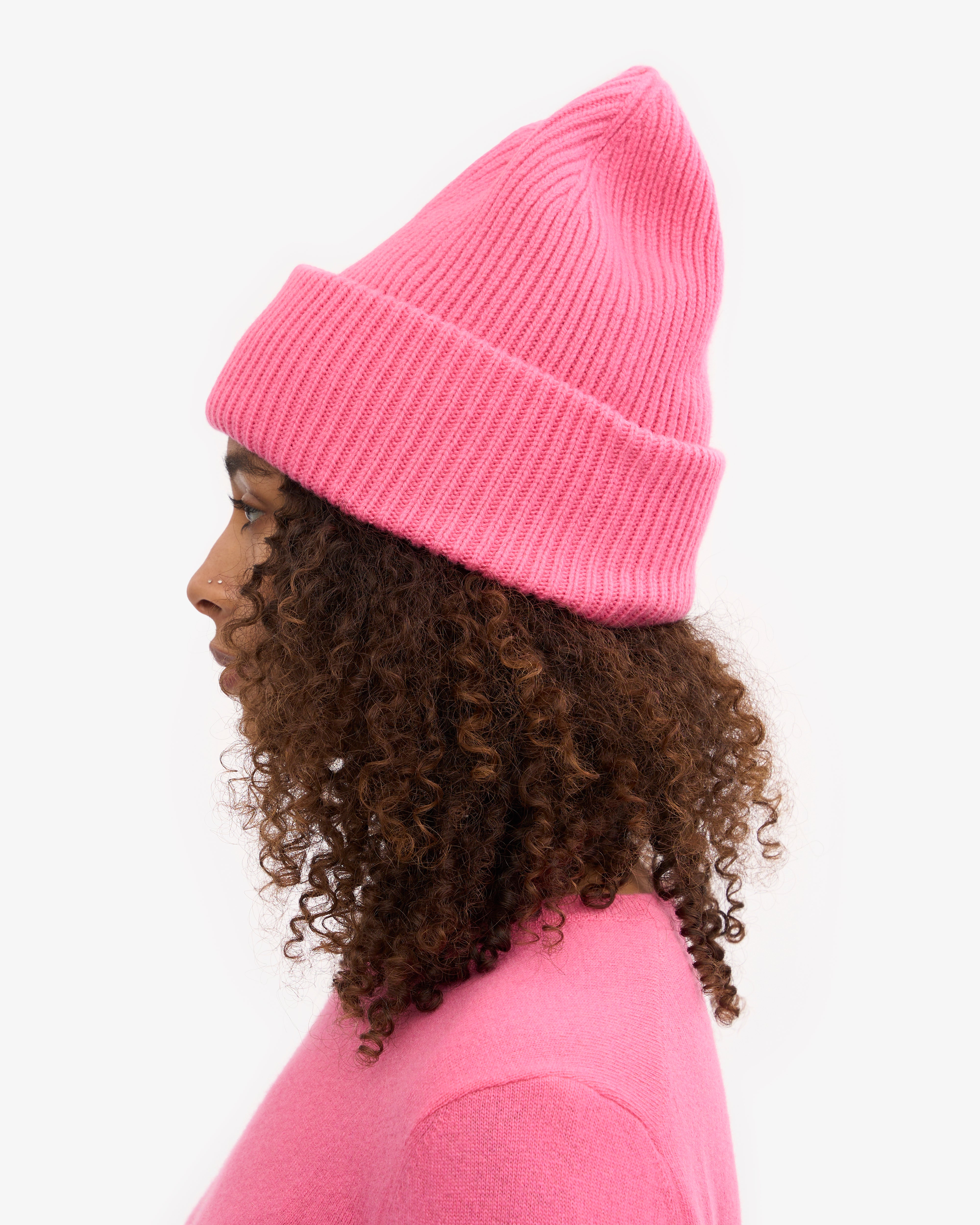 Premium Merino Wool Beanie Hat for Women & Men - Soft & Warm Bubblegum Pink Winter Hat - Perfect for Skiing, Hiking & Cold Weather Activities