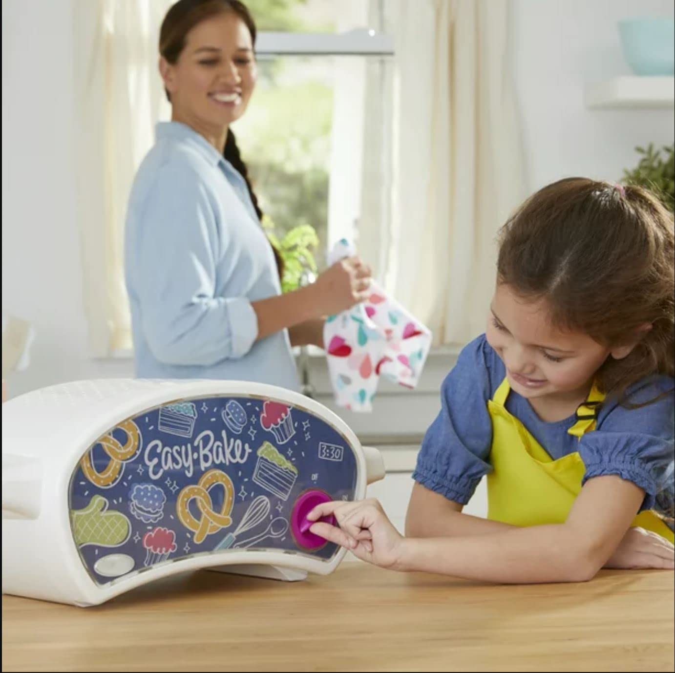 Easy Bake Oven Gift Set with 4 Baking Mixes & Accessories - Red Velvet Cupcakes, Donut, Pizza, Whoopie Pies - Includes Unicorn Sprinkles & Designer Kit - Perfect for Kids Baking, Birthday Gifts & Pretend Play