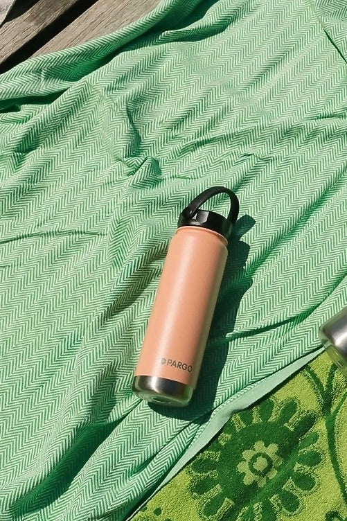 Insulated Coral Pink 750ml Stainless Steel Water Bottle with Straw Lid - Leakproof & BPA Free - Perfect for Gym, Hiking, Travel & Office Use