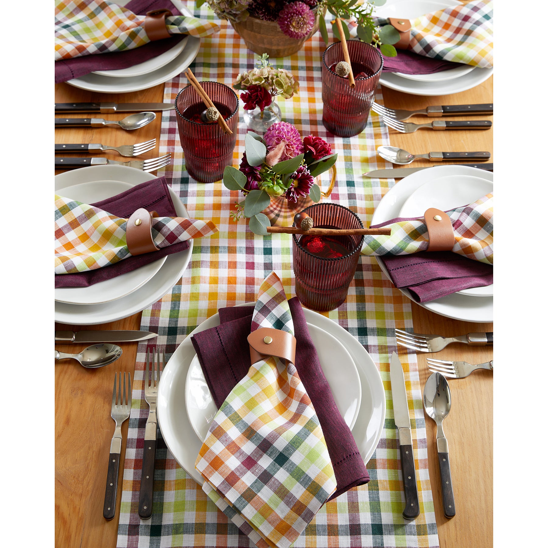 Stylish Gingham Table Runner for Dining Room Decor - Perfect for Farmhouse, Rustic, and Country Style Tables