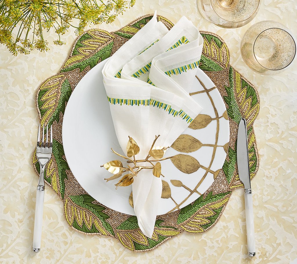 Premium Filament Napkins Set of 4 - Elegant Linen Table Napkins for Dinner Parties, Weddings & Fine Dining - Soft & Absorbent Cloth Napkins for Formal Occasions