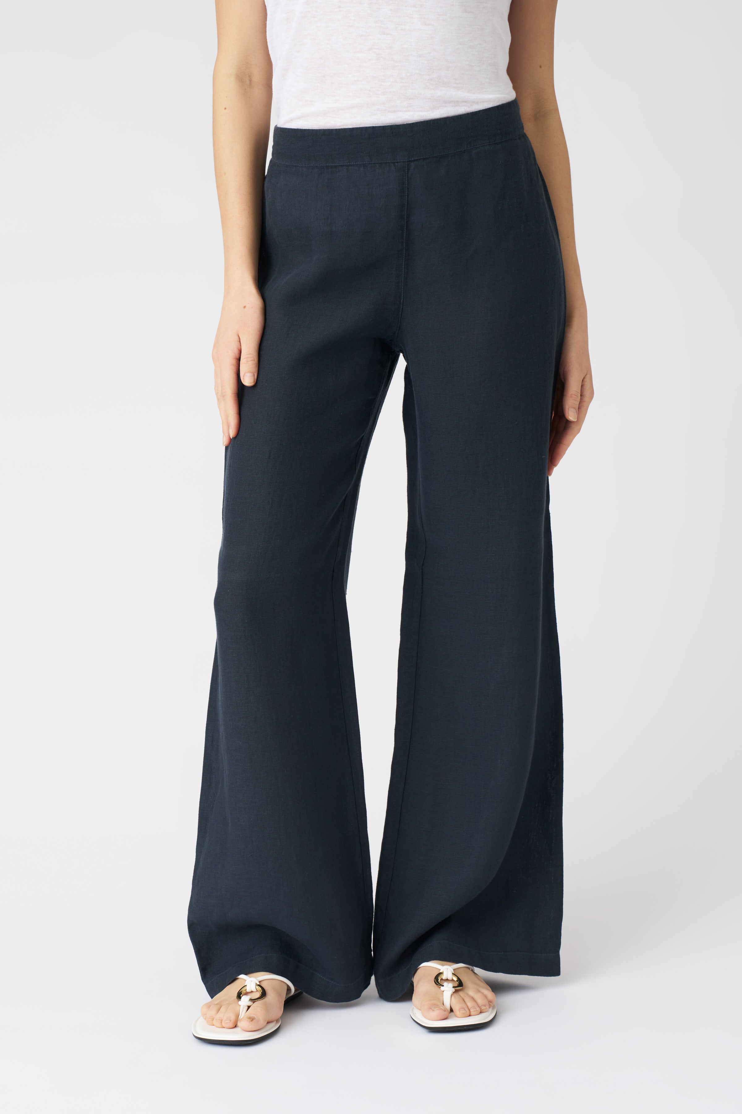 Stylish and Comfortable Roma Pant for Women - Perfect for Work, Travel & Everyday Wear