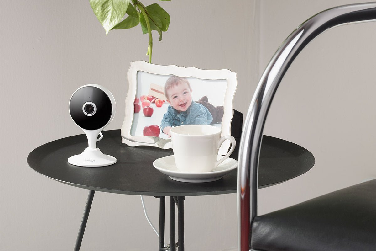 Lorex 2K HD Indoor WiFi Security Camera with Night Vision & Motion Detection - Open Box - Perfect for Home, Baby Monitor & Pet Surveillance