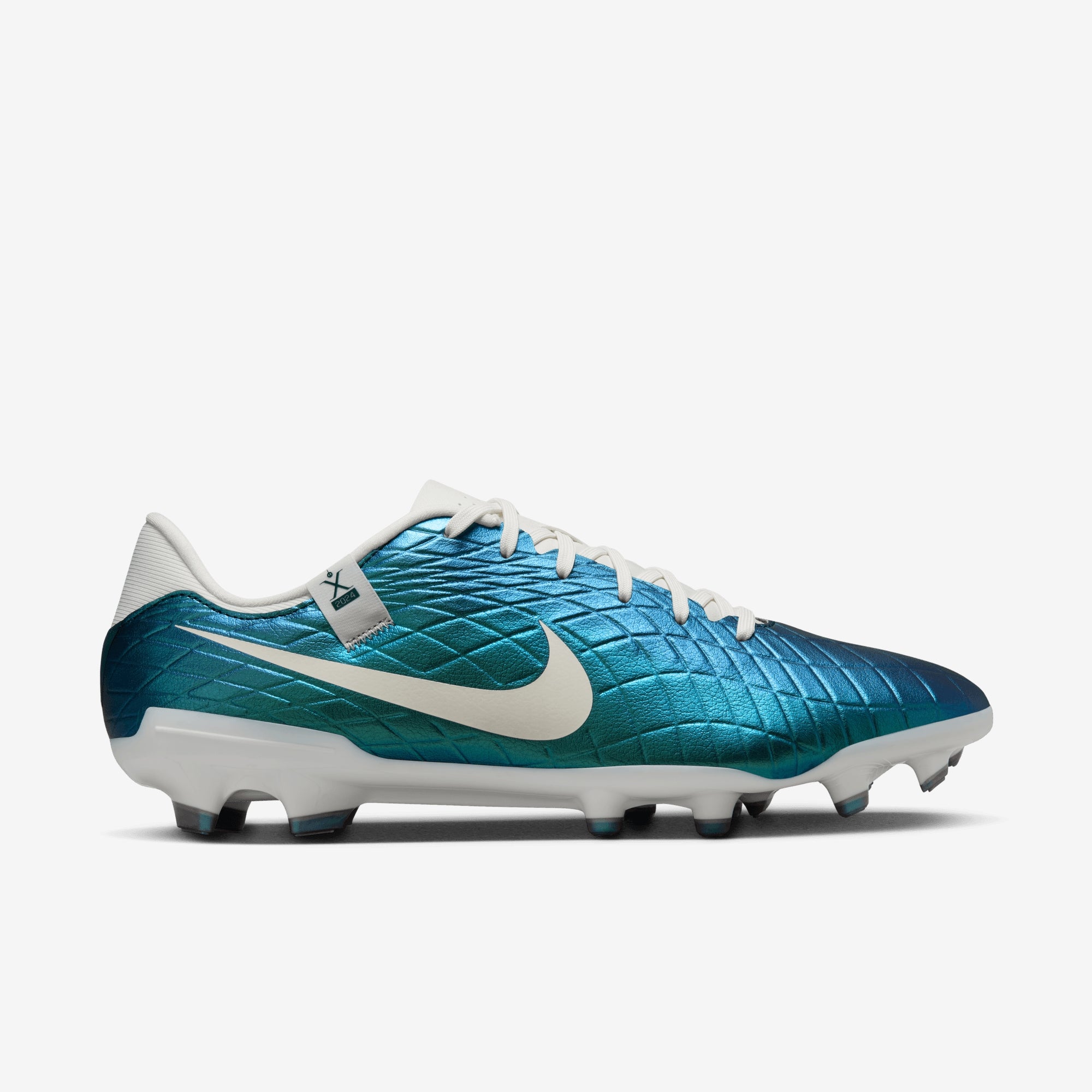 Nike Tiempo Emerald Legend 10 Academy Soccer Cleats - Lightweight Football Shoes for Men with Firm Ground Studs - Perfect for Training, Matches and Turf Play