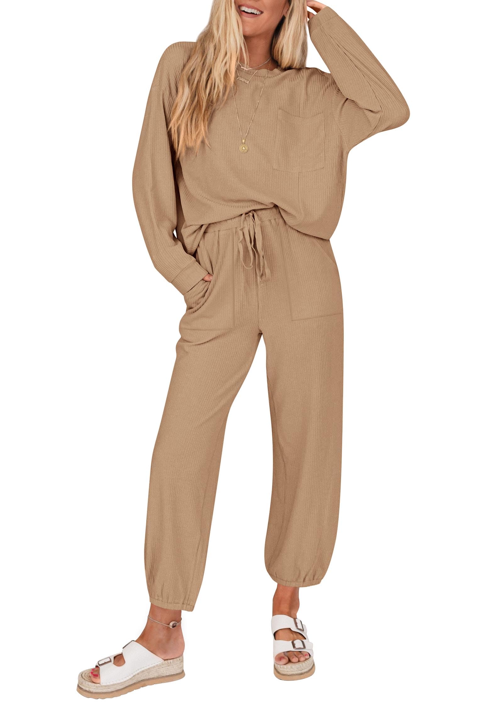 KIRUNDO Women's Lightweight Lounge Set - Comfortable Travel & Airport Outfit with Drawstring Pants & Tops - Perfect for Maternity, Postpartum & Casual Wear