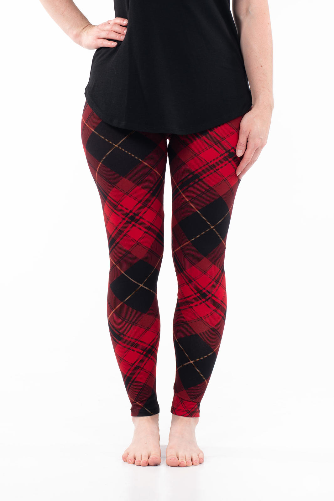 Tartan Tidings - Classic Scottish Plaid Scarf for Men & Women | Perfect for Winter Fashion, Holiday Gifts & Outdoor Activities