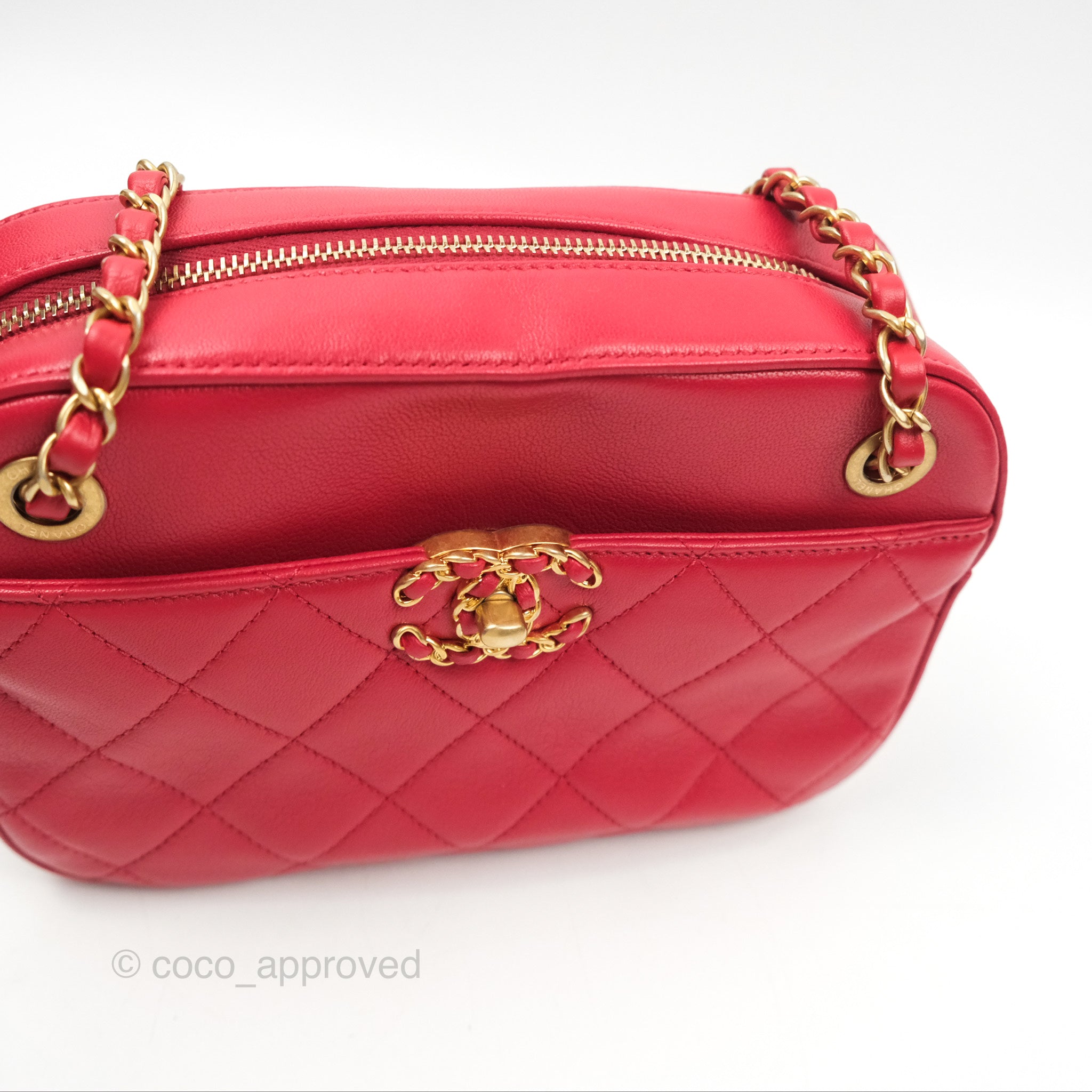 Chanel Red Goatskin Camera Bag with Aged Gold Chain Strap - Luxury Crossbody Bag for Women, Perfect for Parties & Evening Events