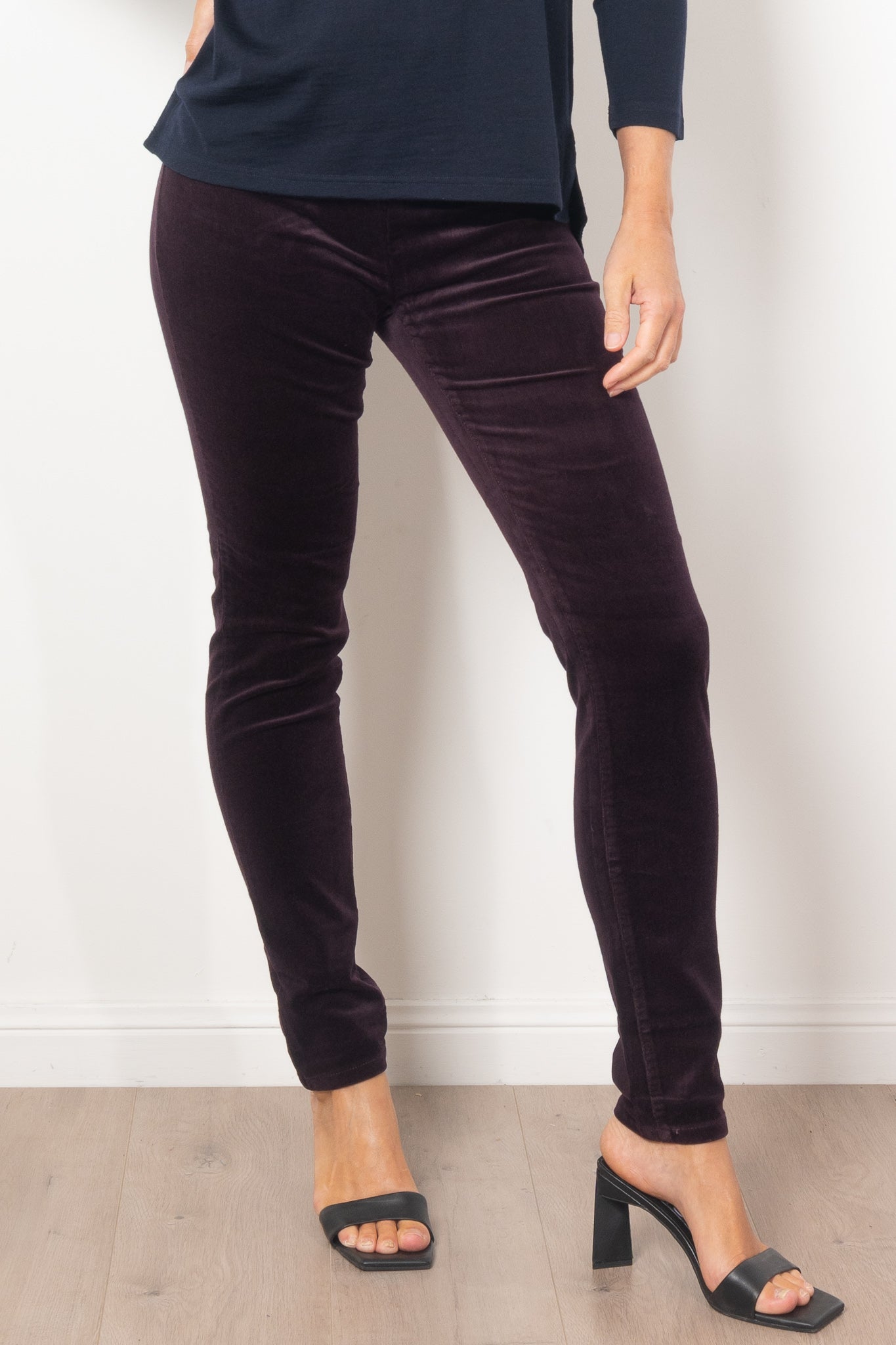Vassalli Women's Fine Skinny Corduroy Pull On Pants - Stretch Comfort Fit for Work, Casual & Travel