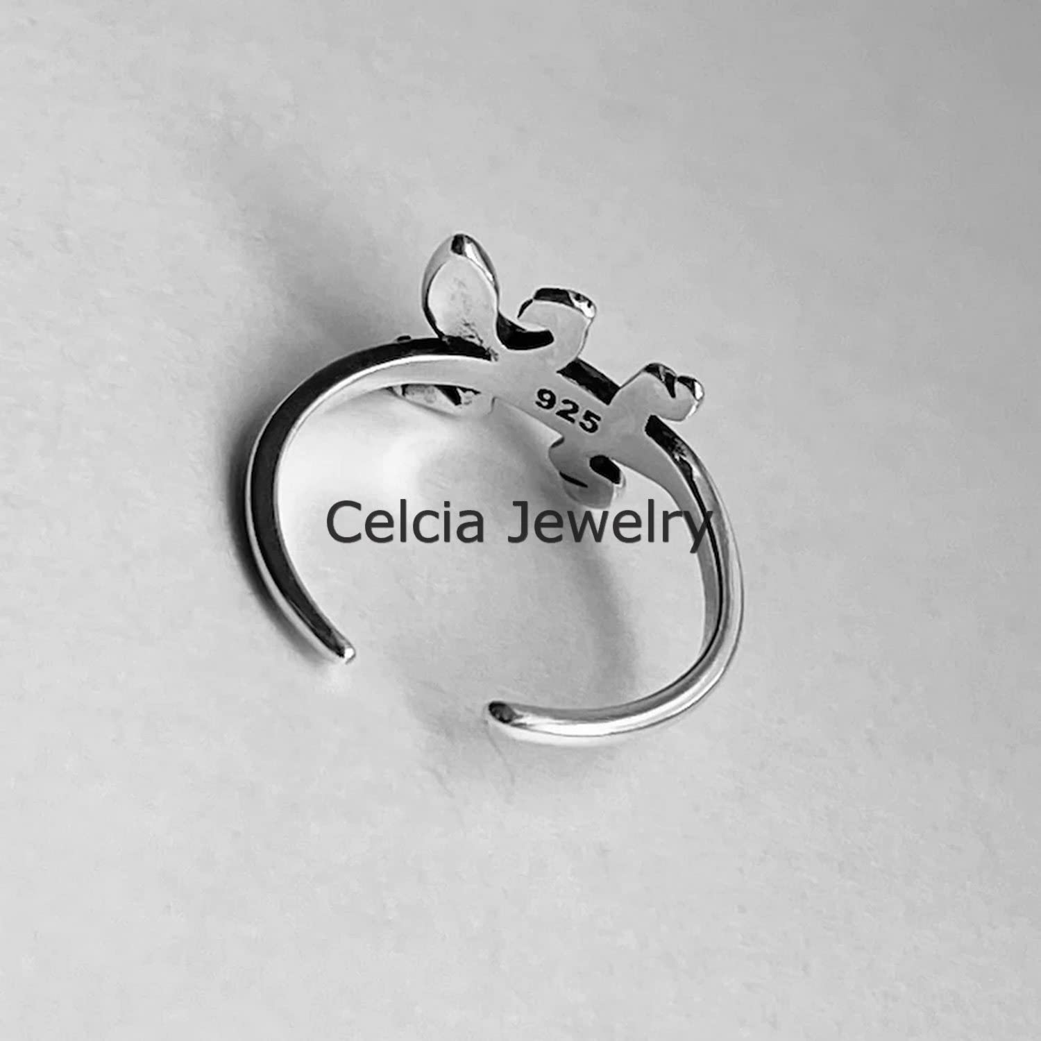 925 Sterling Silver Adjustable Lizard Toe Ring - Bohemian Reptile Pinky Ring for Women, Minimalist Metaphysical Jewelry, Perfect for Mothers Day Gifts & Boho Fashion Accessories - Size 7 (Ideal for Beach Parties, Yoga Sessions & Spiritual Healing)