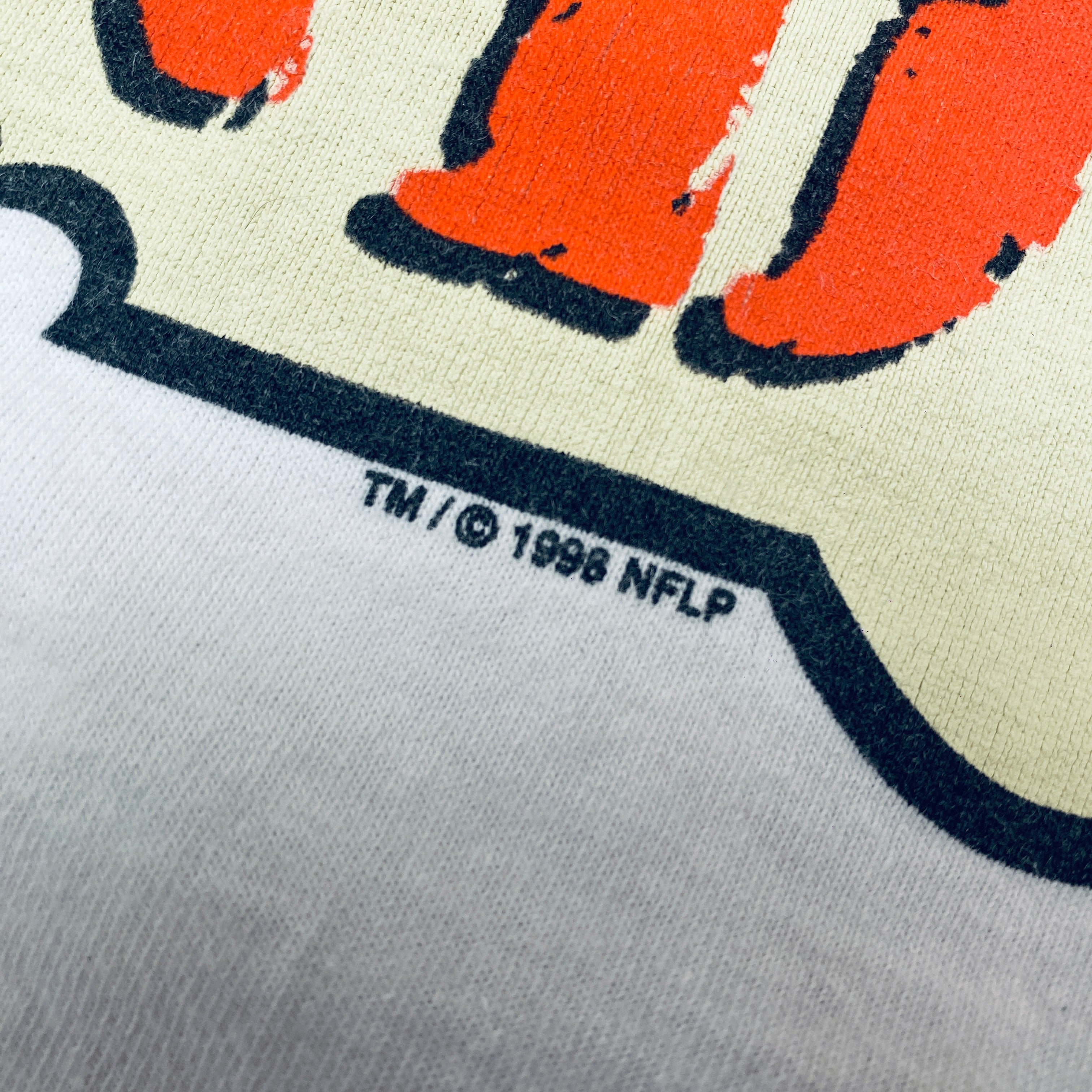 Cleveland Browns 1998 Team Announce Graphic Spellout T-Shirt for Men - Vintage NFL Football Fan Apparel - Perfect for Game Day, Tailgating & Casual Wear