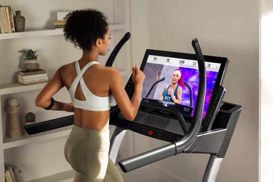 NordicTrack X32i Commercial Treadmill - Premium Incline Trainer for Home Gym, Cardio & Fitness Workouts - Perfect for Running, Walking & HIIT Training