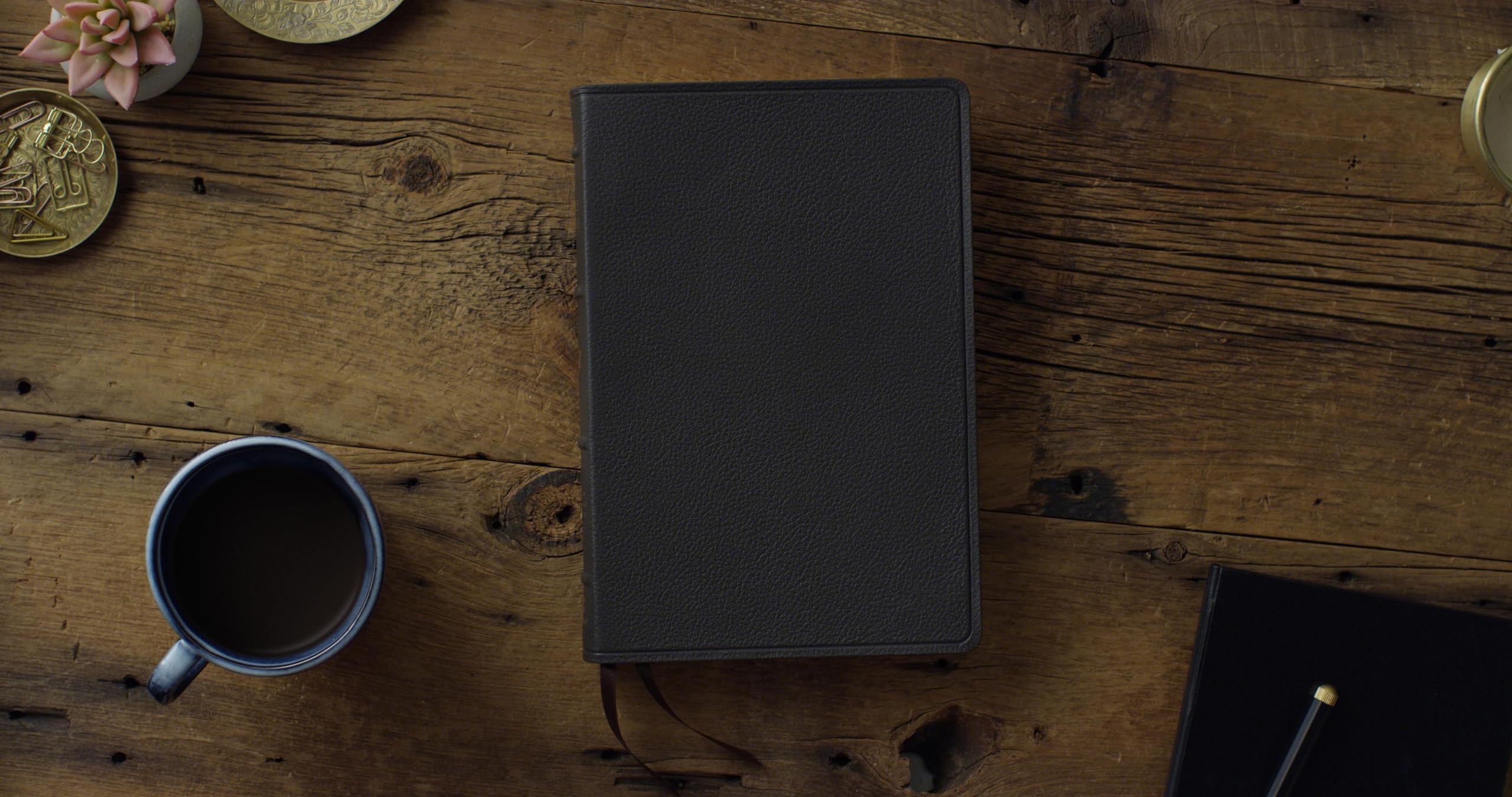 ESV Large Print Thinline Reference Bible - Brown Leather, Easy-to-Read Text, Compact & Lightweight for Travel, Church, Bible Study & Daily Devotion