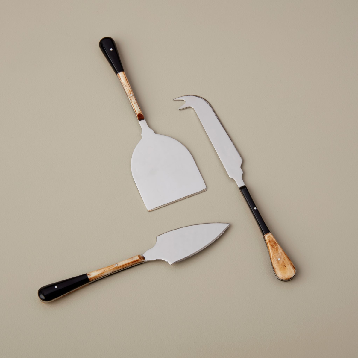 Premium Stainless Steel Cheese Knives Set of 3 - Elegant Horn Handle Cheese Servers for Parties, Charcuterie Boards & Wine Pairings