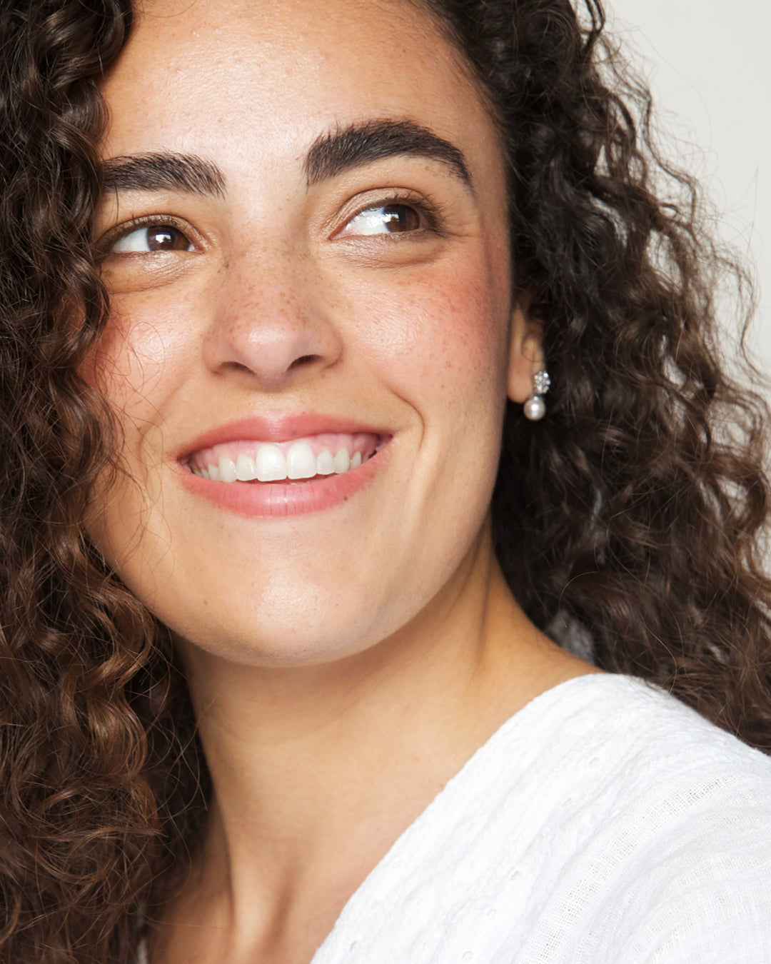 Natural Almond Mascara - Volumizing & Lengthening for Luscious Lashes | Hypoallergenic & Cruelty-Free | Perfect for Everyday Wear & Special Occasions
