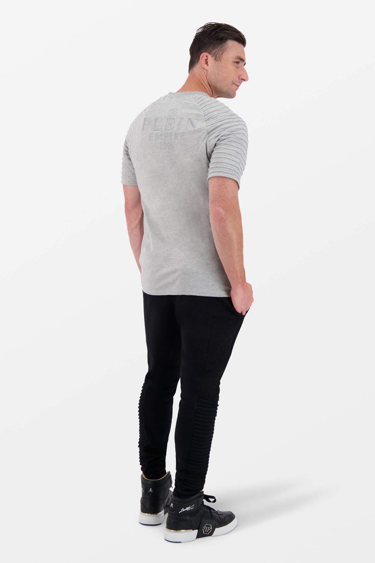 Philipp Plein Grey Round Neck Short Sleeve T-Shirt for Men - Casual Summer Fashion Tee for Streetwear & Everyday Outfits