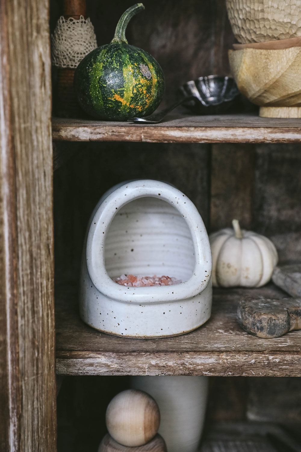 Premium Ceramic Salt Cellar with Lid - Handcrafted Kitchen Salt Keeper for Cooking, Baking & Tabletop Display