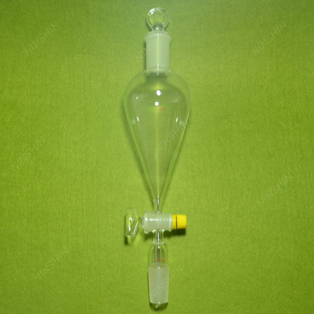 250ml Pear Shape Glass Separatory Funnel with 24/40 Joint & Glass Stopcock - Lab Glassware for Chemical Extraction, Essential Oil Distillation & Chemistry Experiments