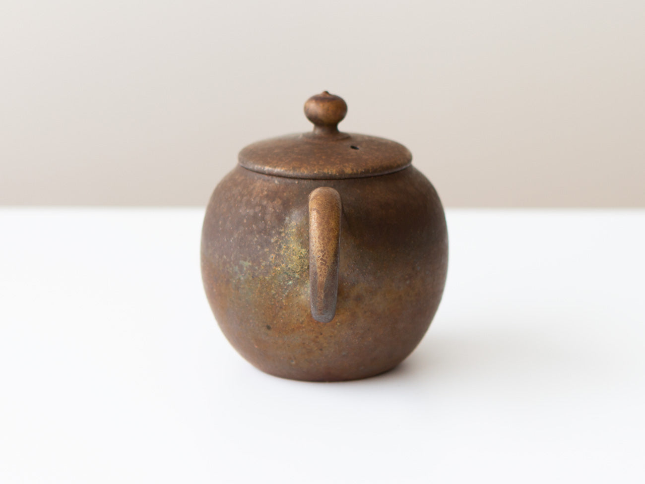 Premium Cast Iron Teapot No. 2 - Japanese Style Traditional Iron Tea Pot with Infuser - Perfect for Loose Leaf Tea, Matcha, Herbal Tea Brewing at Home or Office