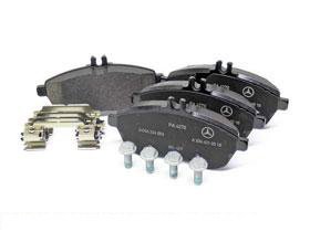 Genuine OEM Mercedes W204 C250 C300 Front Brake Pad Set - High Performance Braking for Daily Commute & Highway Driving