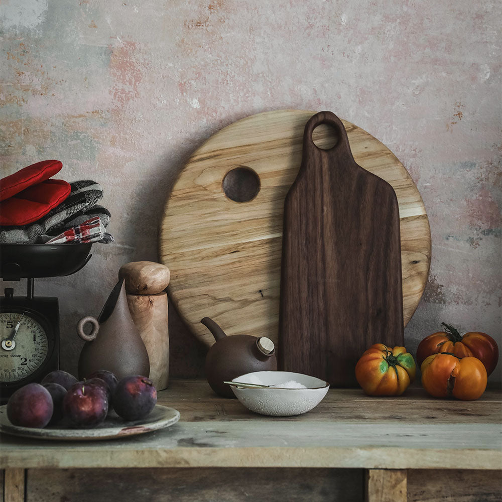 Premium Wooden Round Serving Board - Natural Charcuterie Cheese Tray for Entertaining, Weddings & Parties - Elegant Appetizer Platter for Cheese, Charcuterie & Snacks