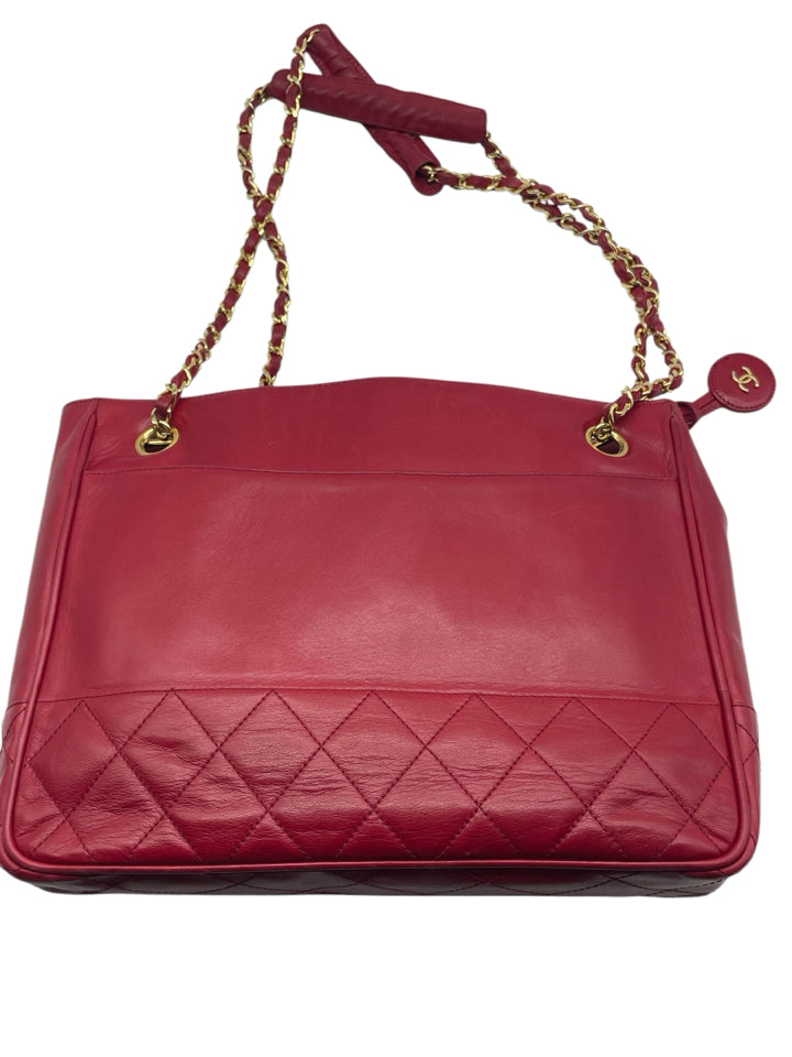 Vintage Chanel Quilted Matelasse Double Chain Shoulder Bag - Authentic Luxury Handbag for Women, Perfect for Parties, Dating & Special Occasions