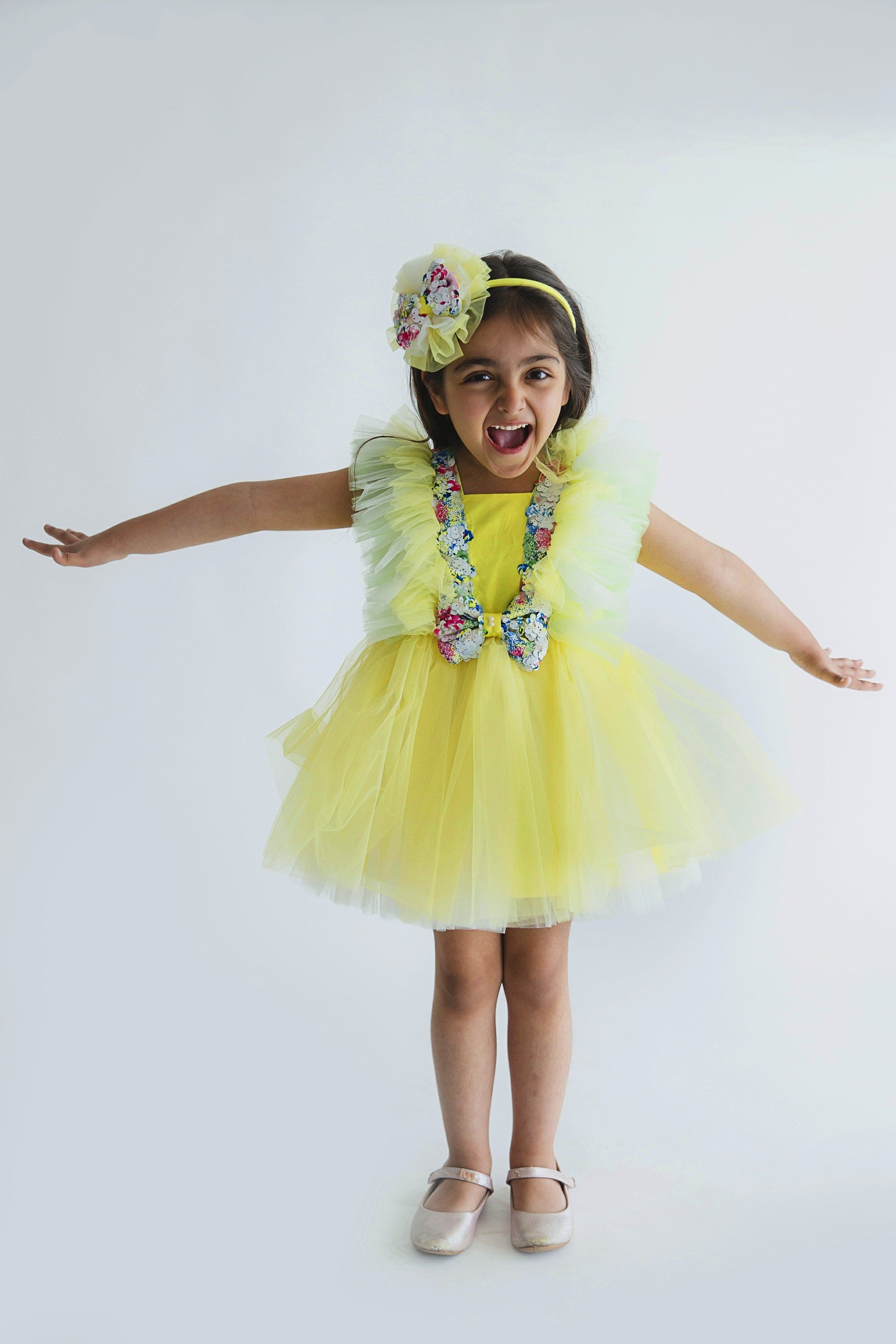 Pre Order: Elegant Yellow Frilly Dress for Girls - Perfect for Birthday Parties, Photo Shoots & Special Occasions