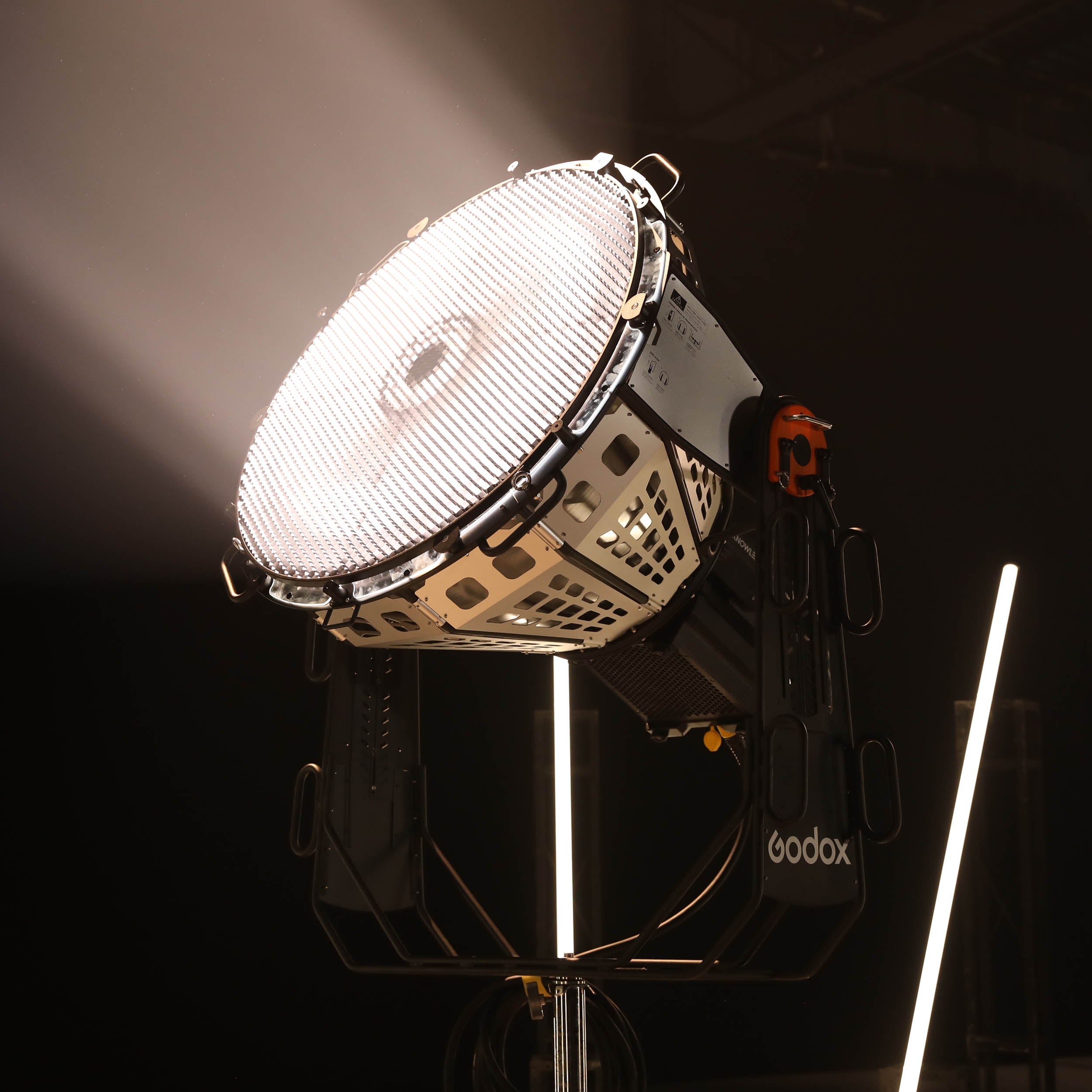 Godox BeamLight Max90 Cinema Grade Parallel Beam Light Reflector - Compatible with G Mount Flash - Perfect for Studio Photography, Portraits & Cinematic Lighting