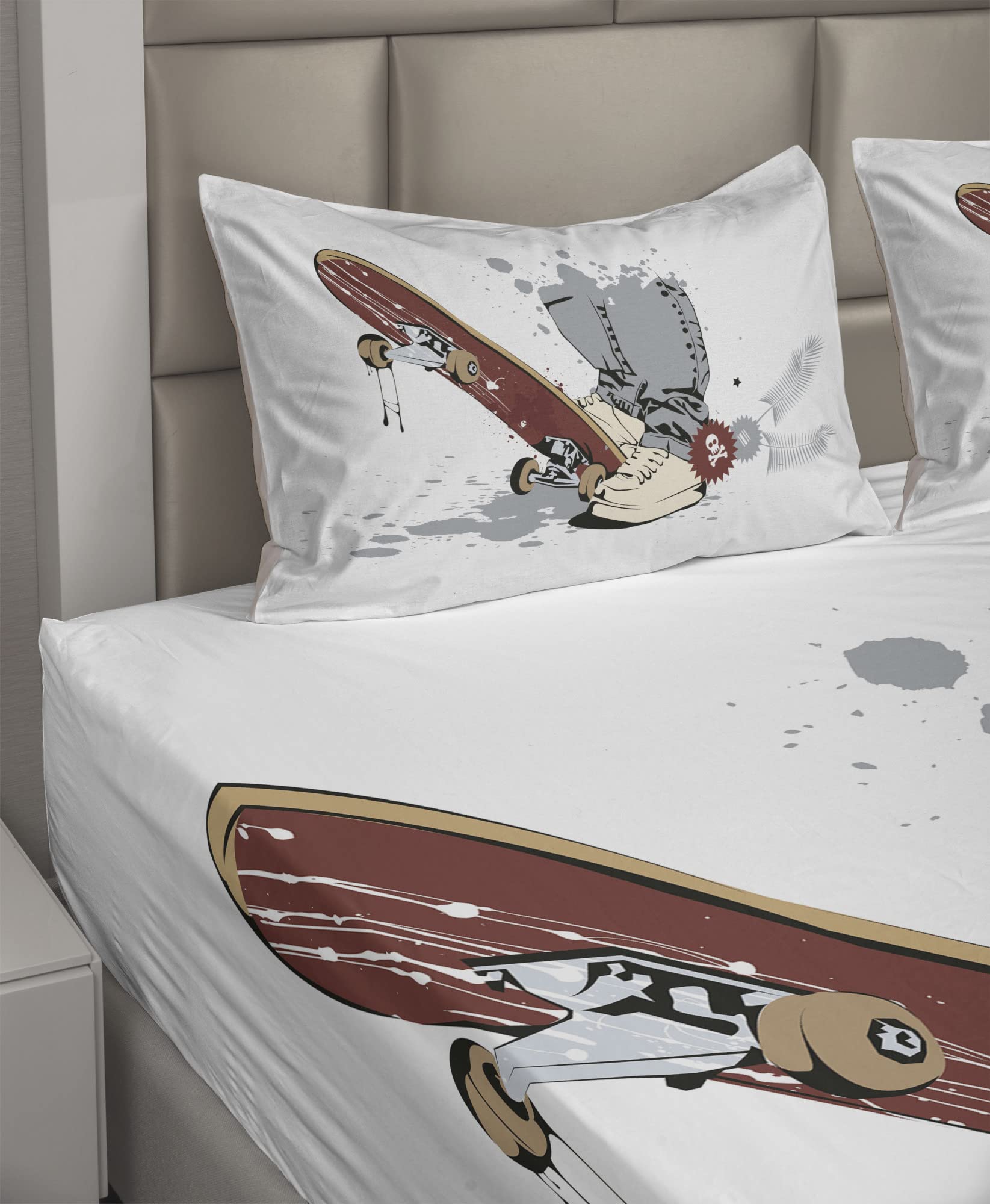 Ambesonne Skateboarder Bed Sheet Set - Modern Grunge Fashion Inspired Skateboard Design with Spots & Skull Art - 4 Piece King Size Bedding Set (Fitted Sheet, Flat Sheet, 2 Pillowcases) - Brown & Cream - Perfect for Teen Rooms, Dorm Decor & Skateboard Enthusiasts