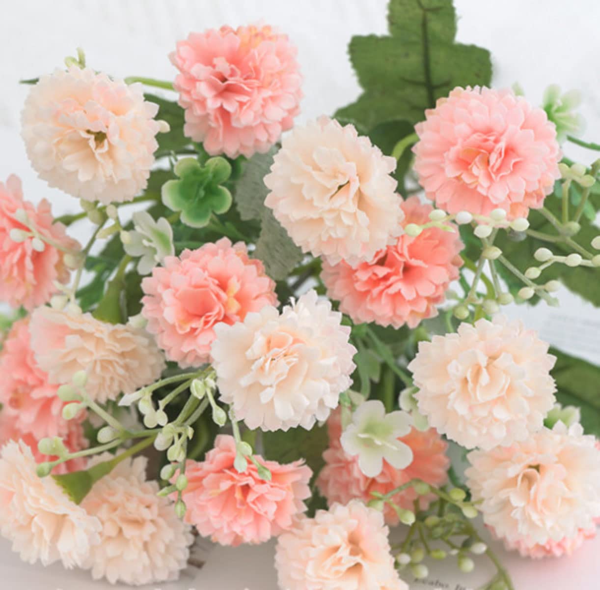 TBUY 2pcs Artificial Silk Carnation Flowers with Stems - Realistic Fake Roses for Wedding Bouquets, Home Decor, and Outdoor Garden Arrangements