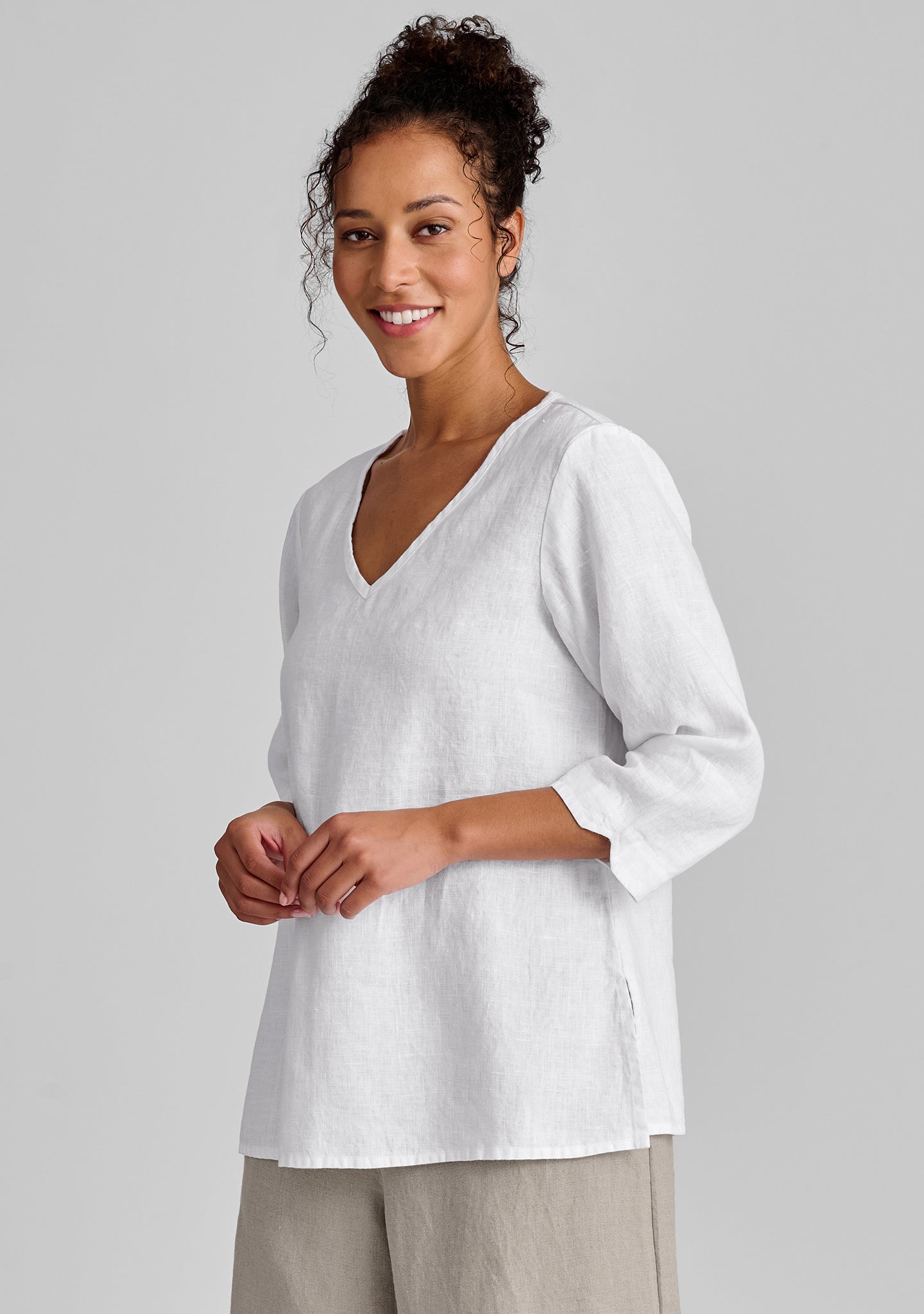 V Neck Linen Pullover Shirt for Men & Women | Breathable & Comfortable Summer Top | Perfect for Casual Outings, Beach Wear & Travel