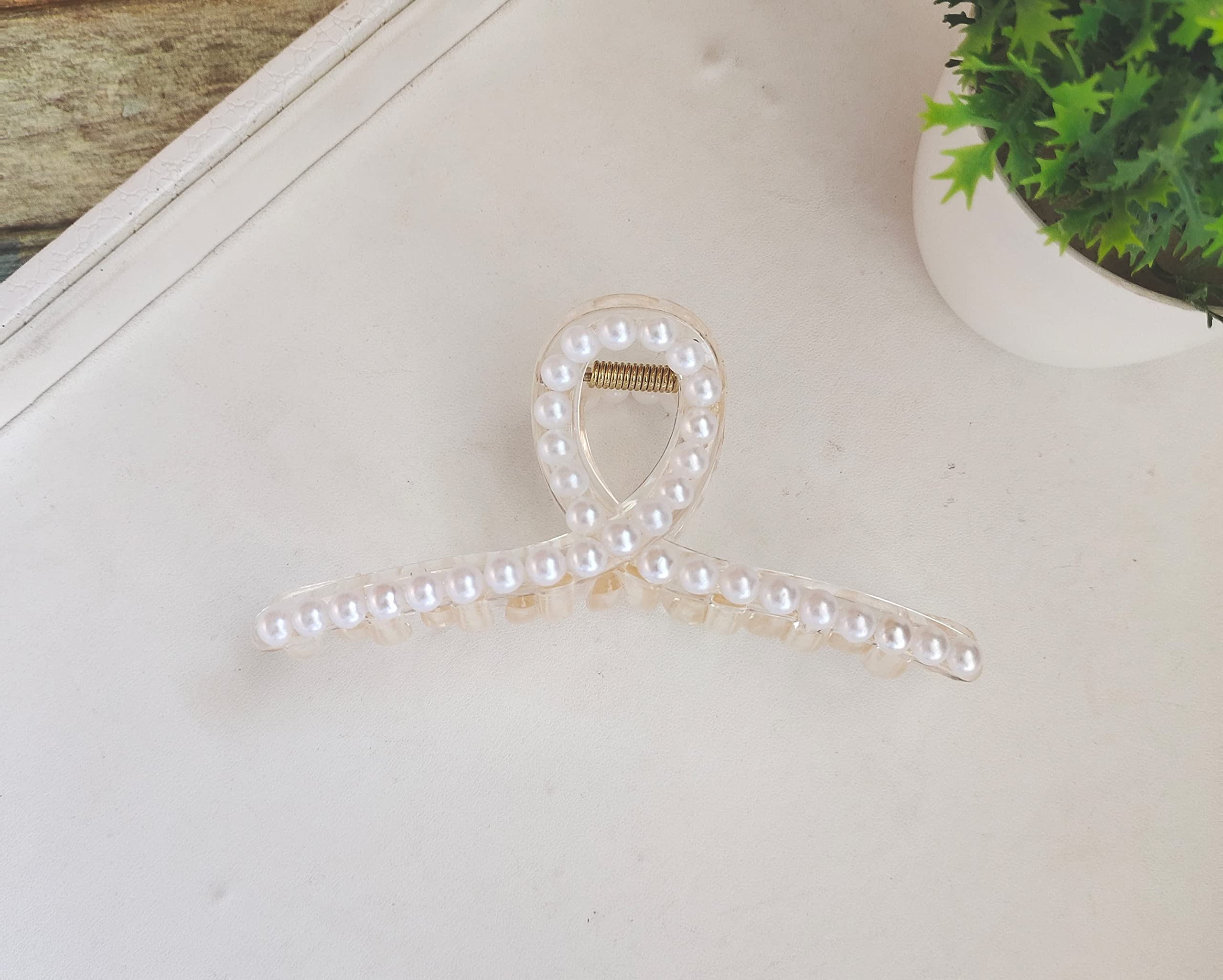 RedChimes Small Pearl Mix Hair Claw Clips Set - Strong Hold Styling Hair Clips, Non-Slip Barrettes for Women & Girls (Pack of 1) | Perfect for Updos, Ponytails & Everyday Hairstyles