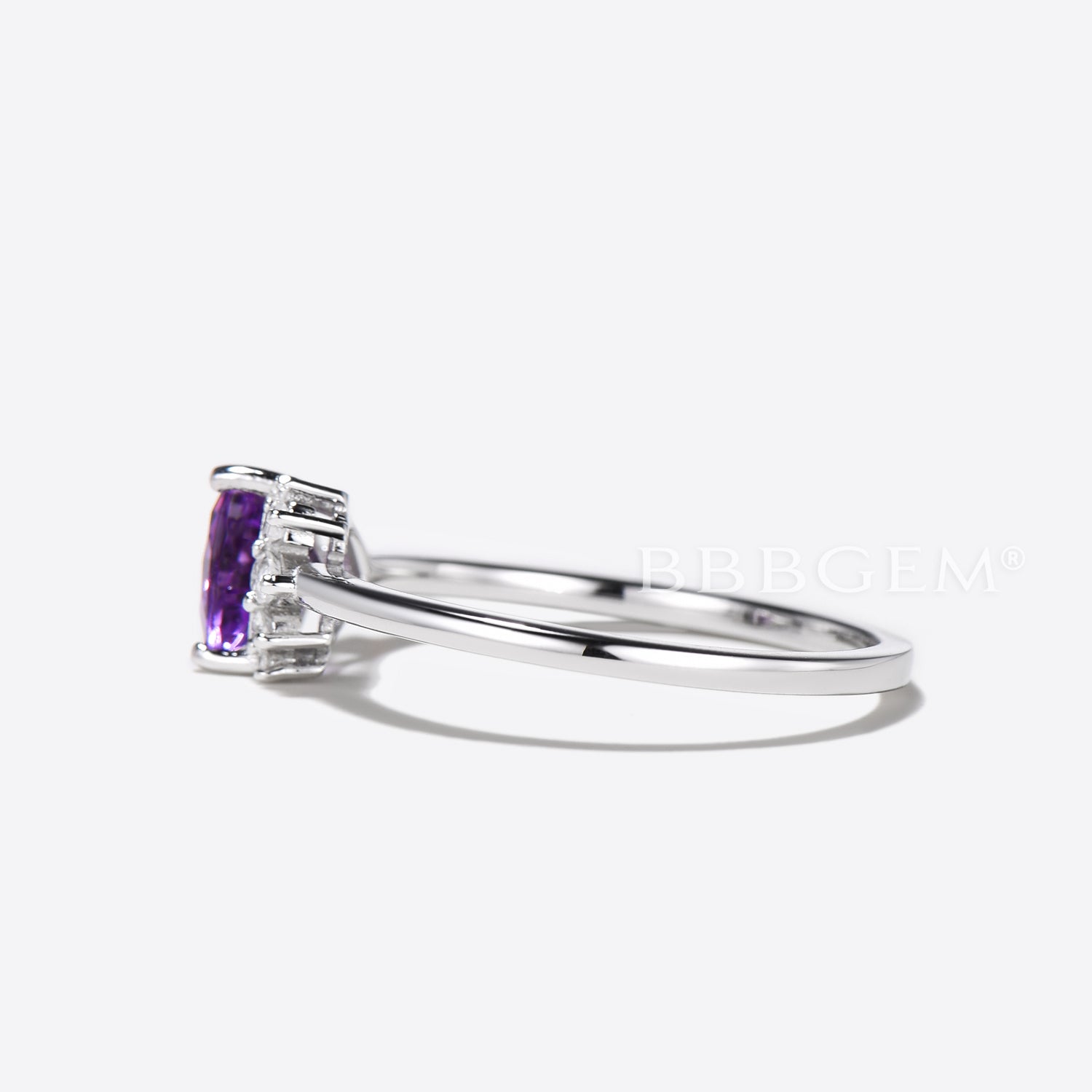 Exquisite Trilliant Cut Amethyst Engagement Ring in 14K White Gold with Moissanite Cluster - Perfect for Proposals, Anniversaries & Romantic Occasions