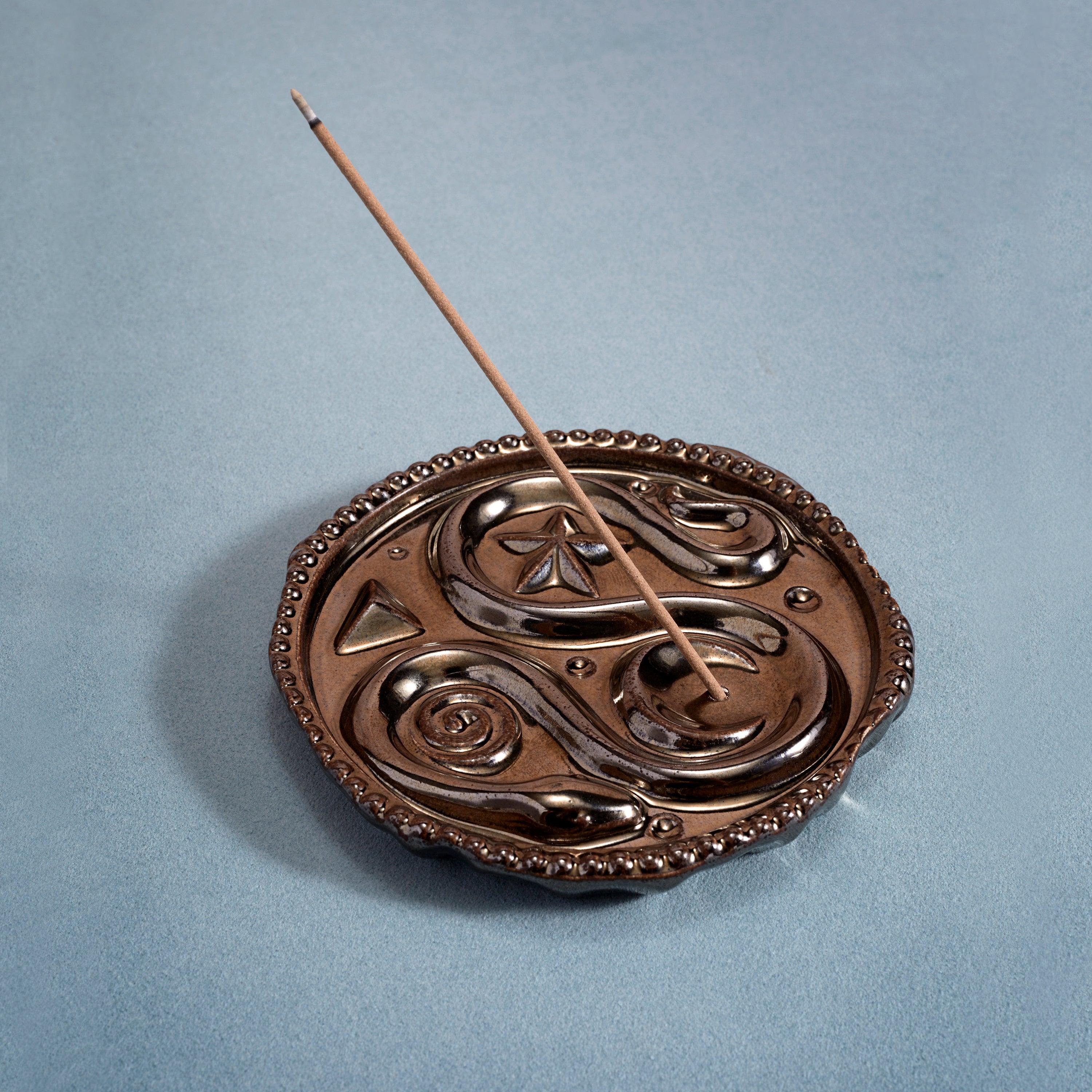 Pantheon Coin Incense Holder - Elegant Metal Incense Burner for Aromatherapy, Meditation & Home Decor | Perfect for Yoga, Relaxation & Spiritual Rituals